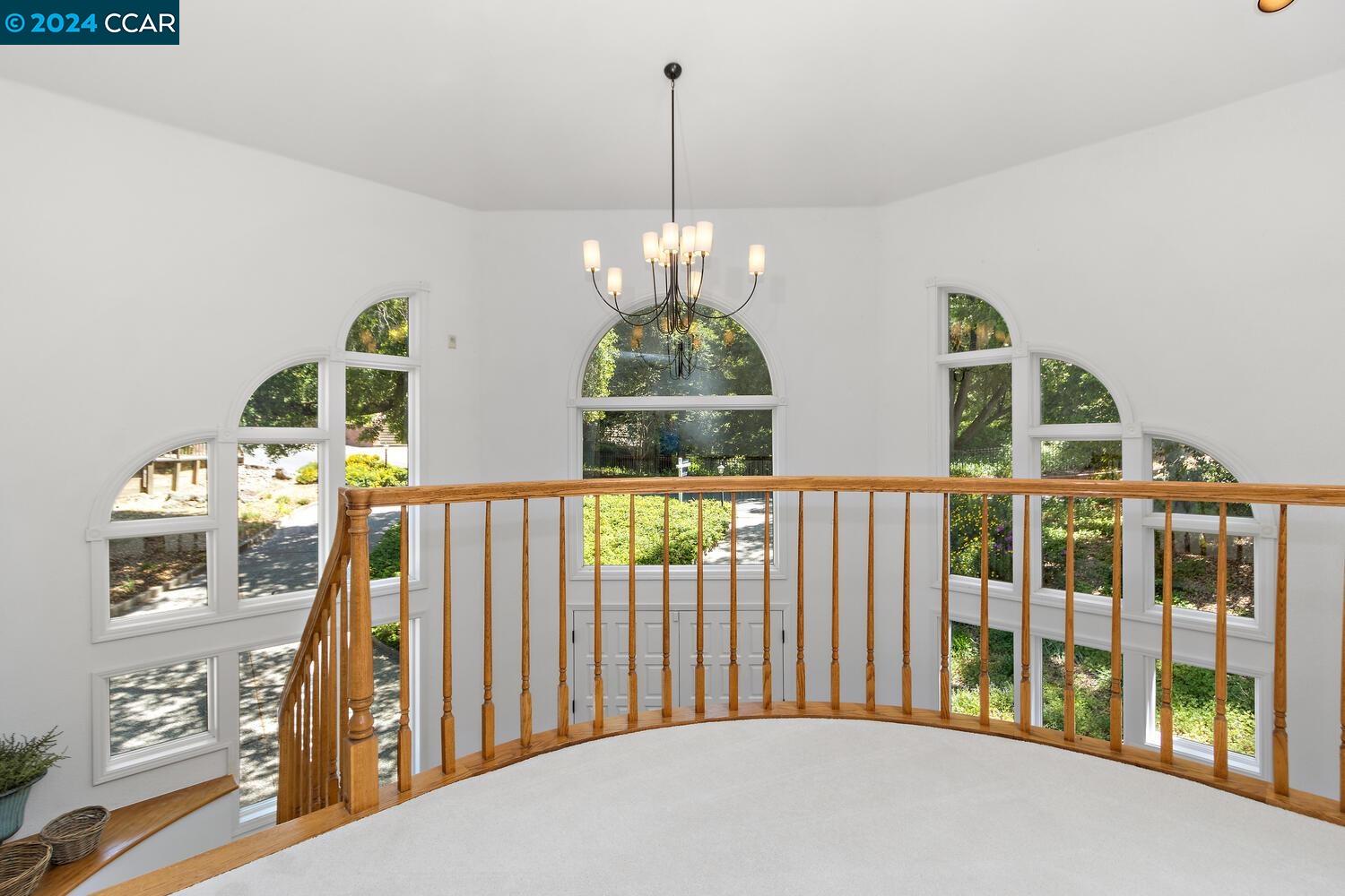 Detail Gallery Image 28 of 45 For 27 Merrill Circle S, Moraga,  CA 94556 - 5 Beds | 3/1 Baths