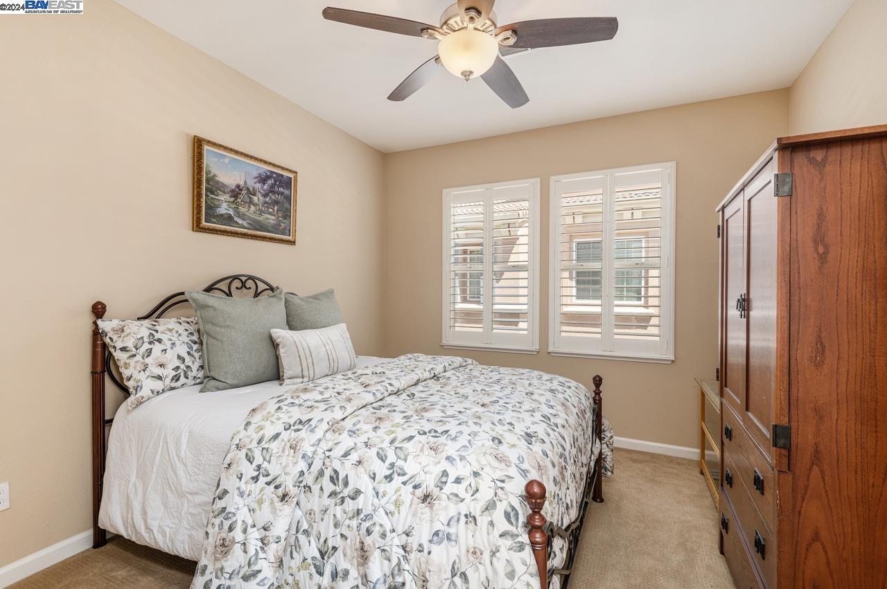 Detail Gallery Image 8 of 29 For 560 Dovecote Lane #1,  Livermore,  CA 94551 - 2 Beds | 2 Baths