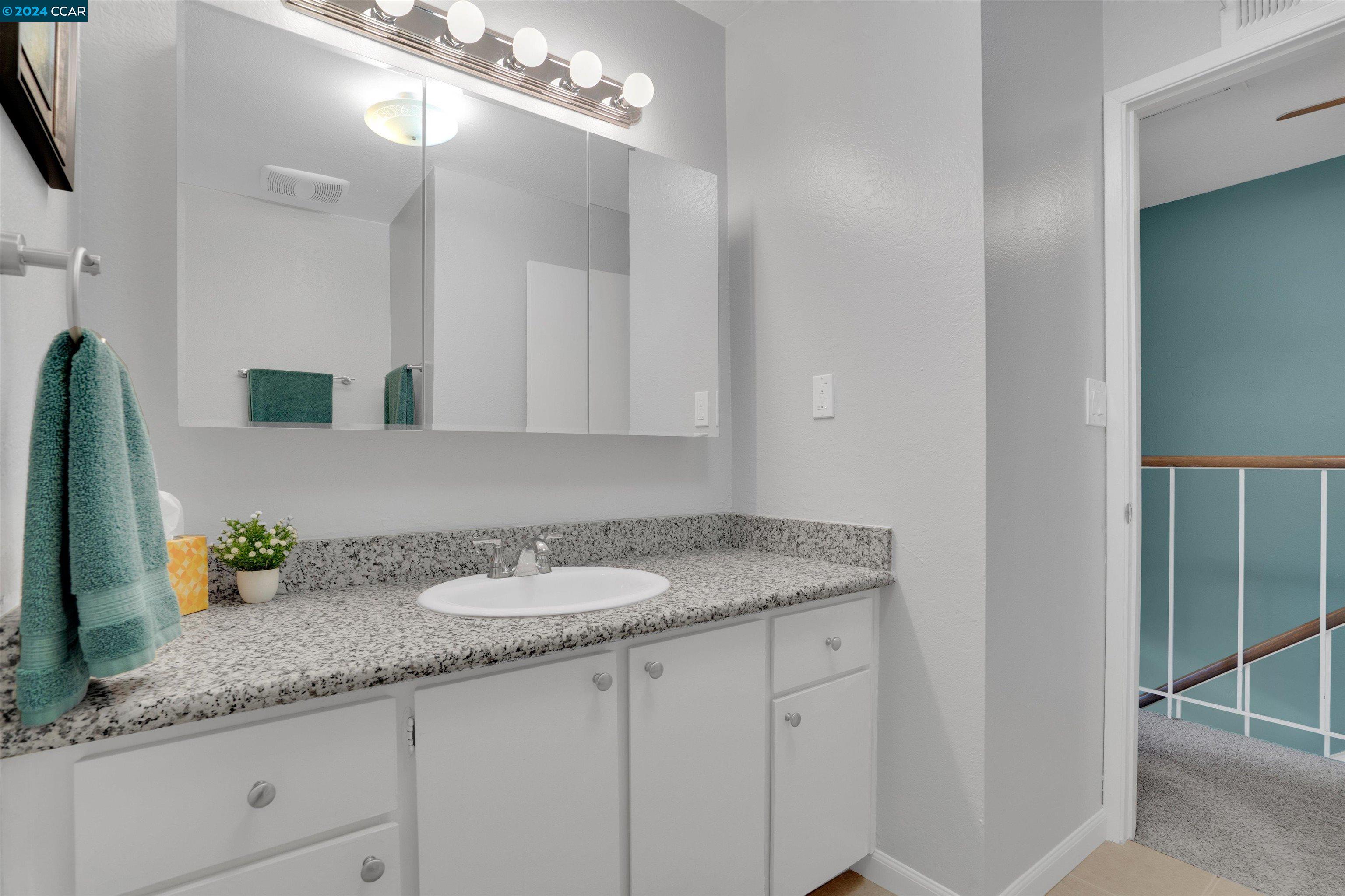 Detail Gallery Image 20 of 34 For 1880 Pomar Way, Walnut Creek,  CA 94598 - 2 Beds | 1/1 Baths
