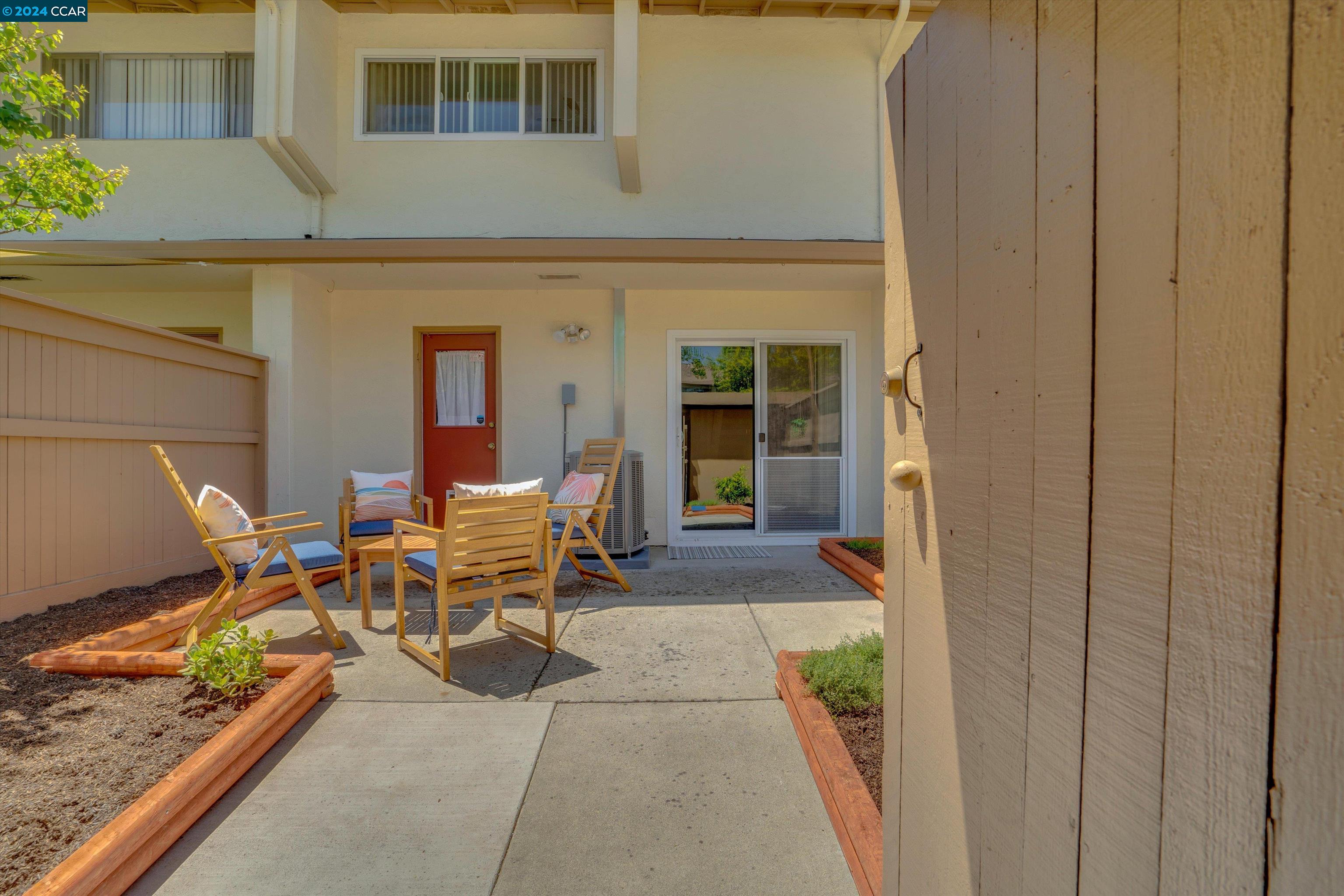 Detail Gallery Image 28 of 34 For 1880 Pomar Way, Walnut Creek,  CA 94598 - 2 Beds | 1/1 Baths