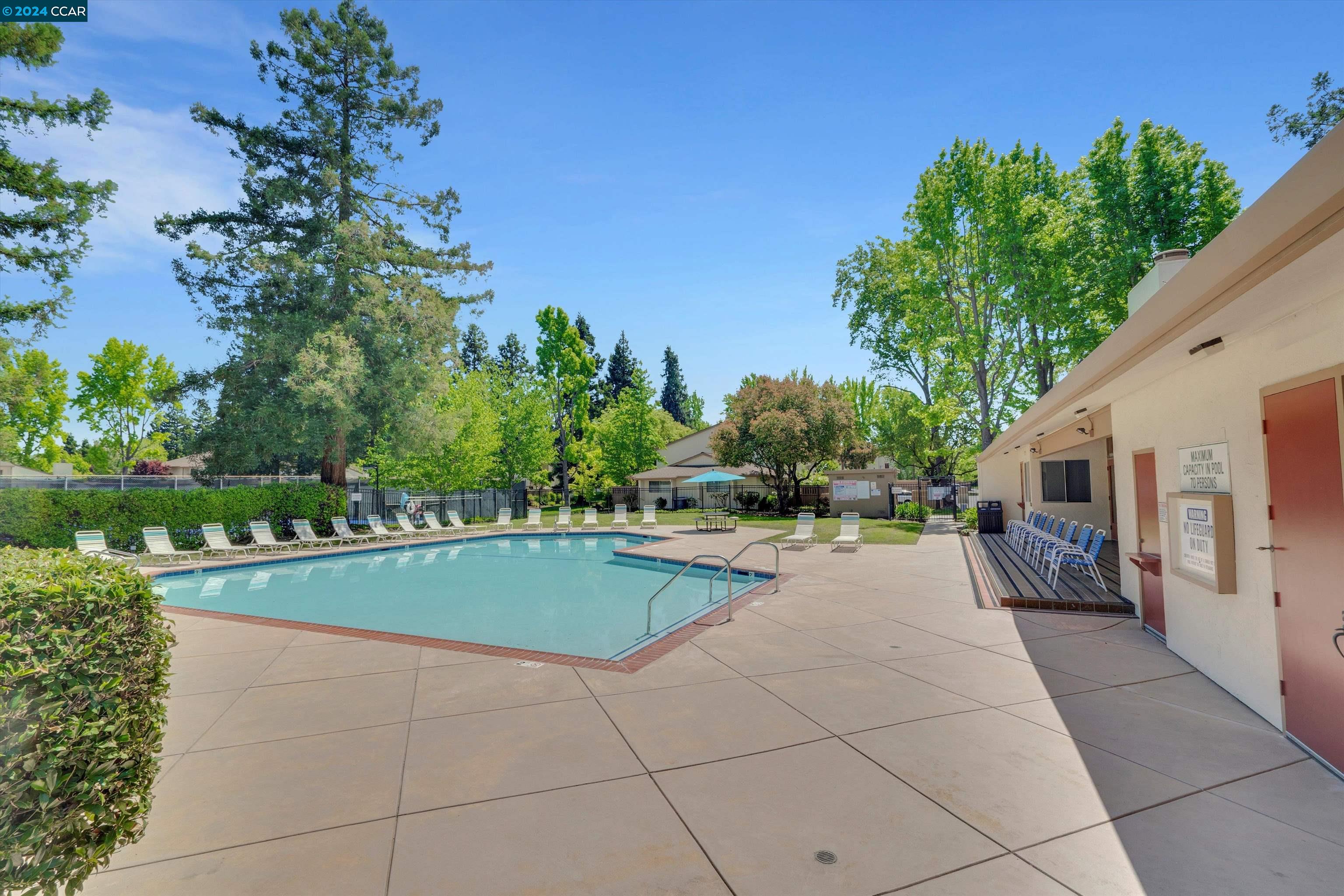 Detail Gallery Image 32 of 34 For 1880 Pomar Way, Walnut Creek,  CA 94598 - 2 Beds | 1/1 Baths