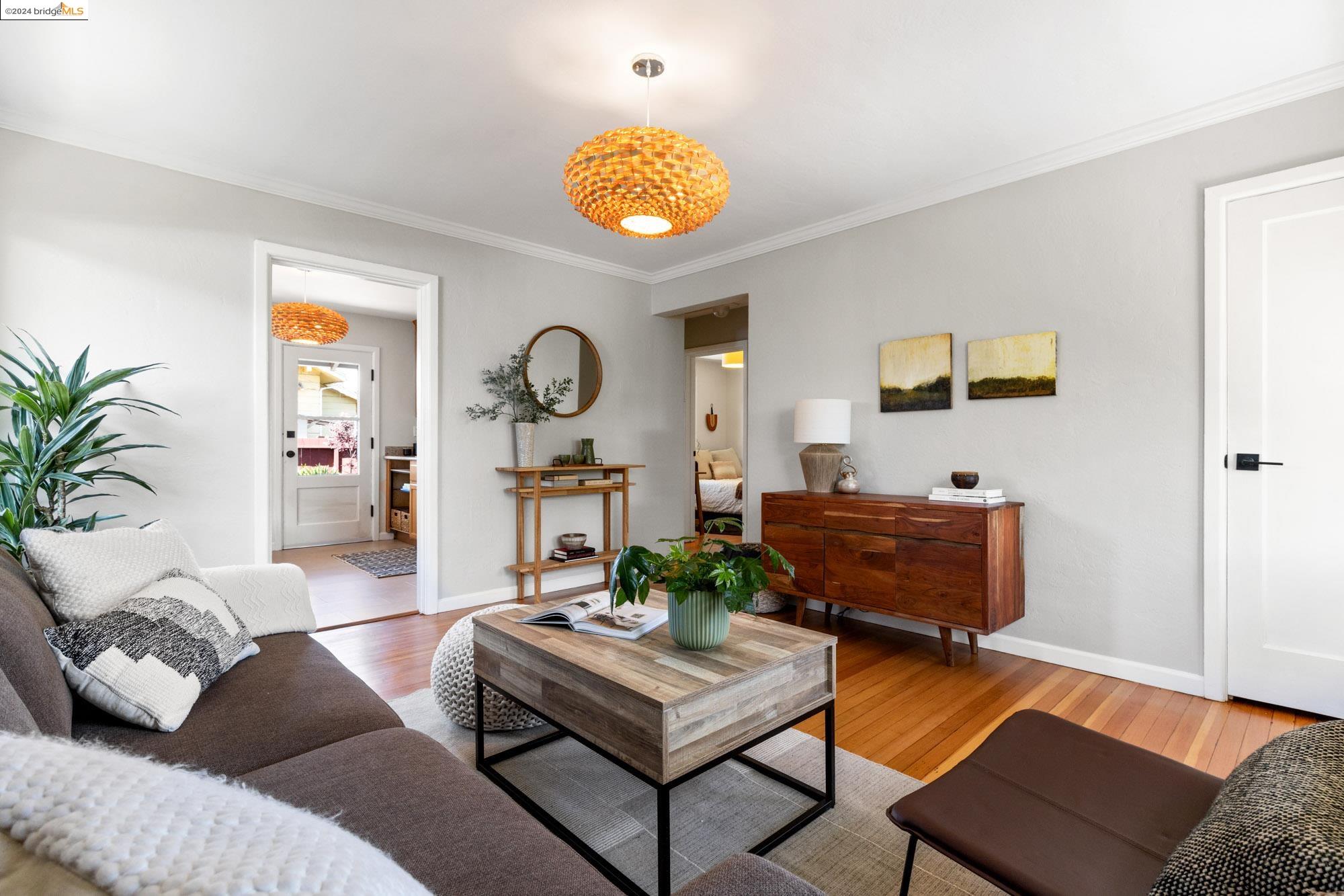 Photo #5: 41058444 Listing 