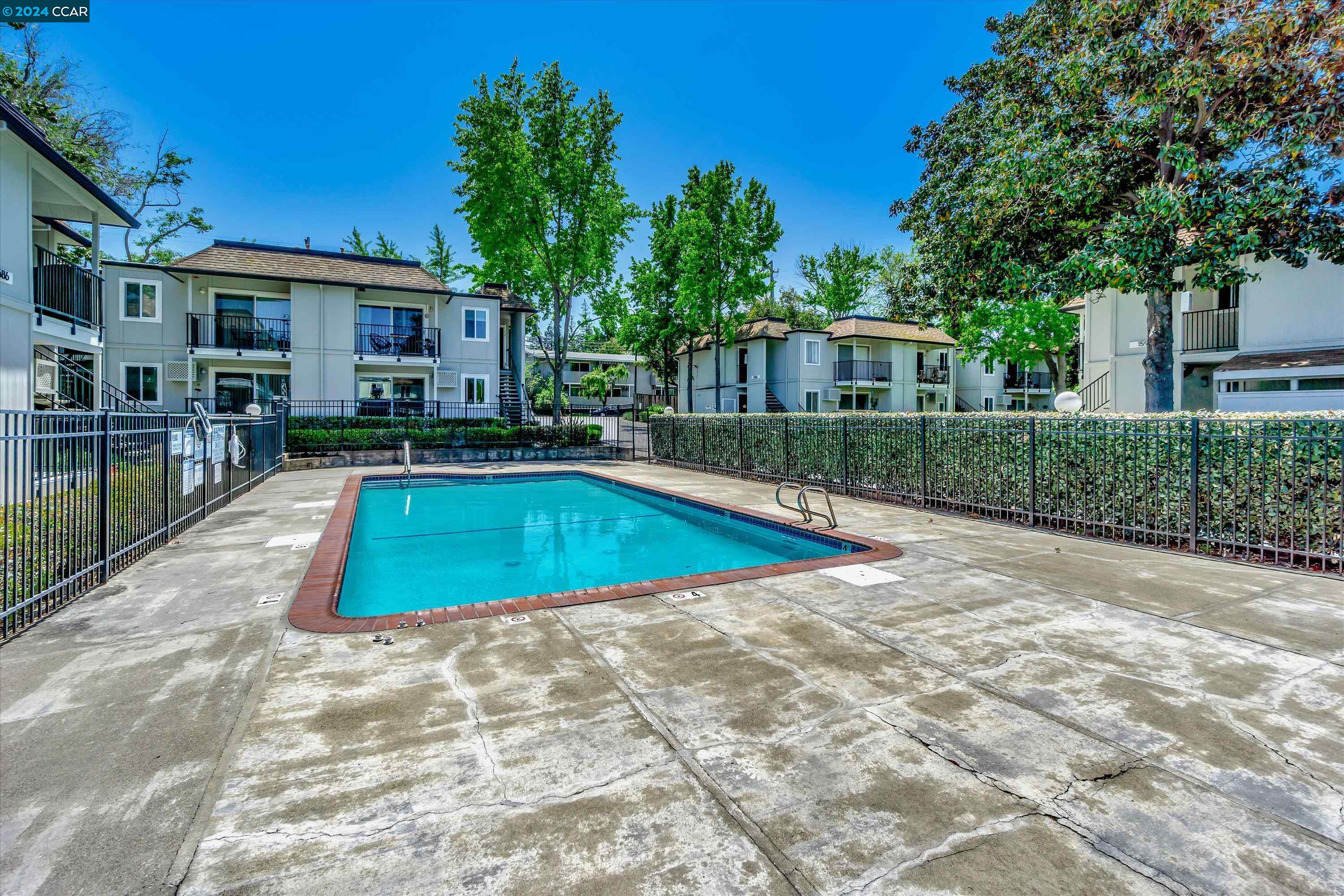 Detail Gallery Image 16 of 30 For 1590 Sunnyvale Ave #34,  Walnut Creek,  CA 94597 - 2 Beds | 1 Baths