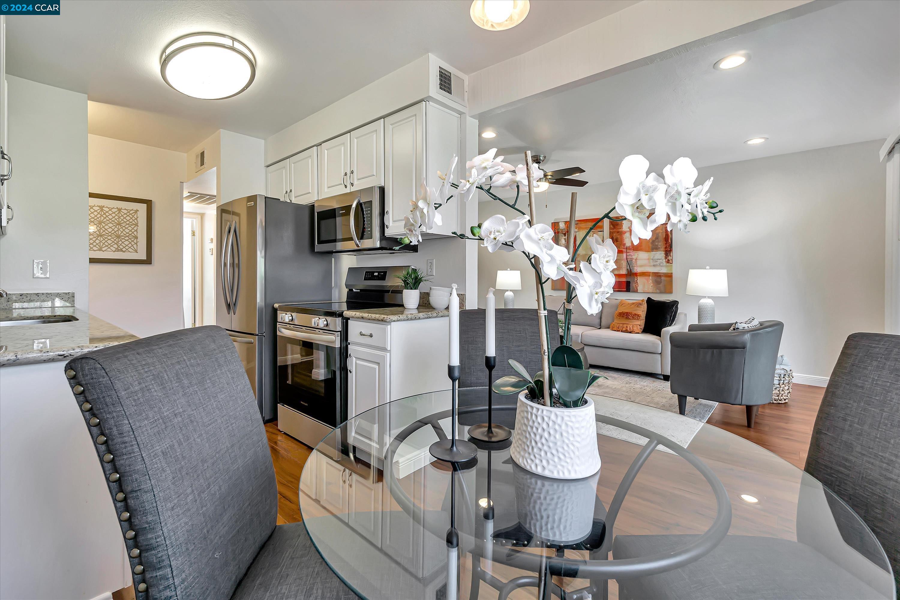 Detail Gallery Image 19 of 30 For 1590 Sunnyvale Ave #34,  Walnut Creek,  CA 94597 - 2 Beds | 1 Baths