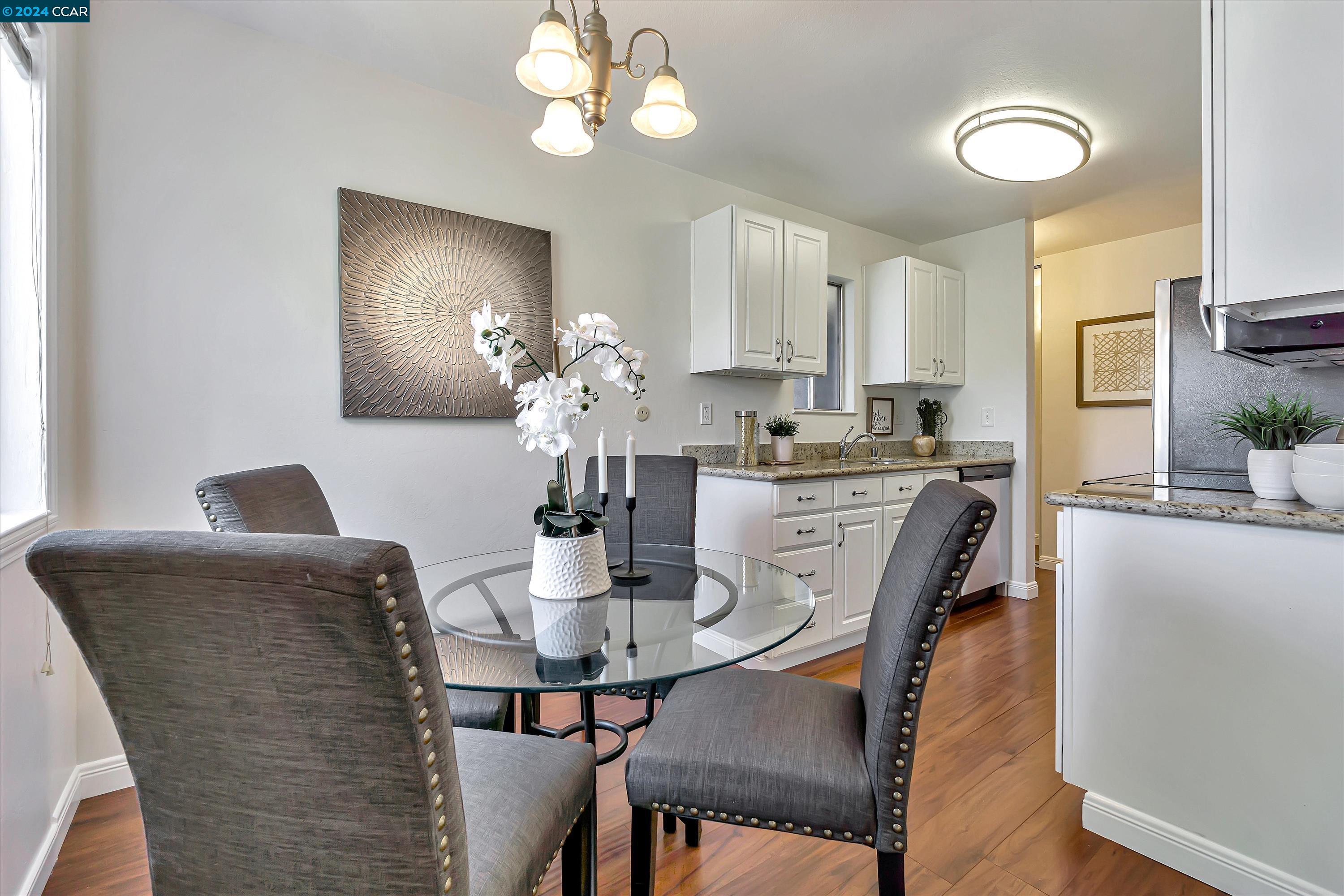 Detail Gallery Image 8 of 30 For 1590 Sunnyvale Ave #34,  Walnut Creek,  CA 94597 - 2 Beds | 1 Baths