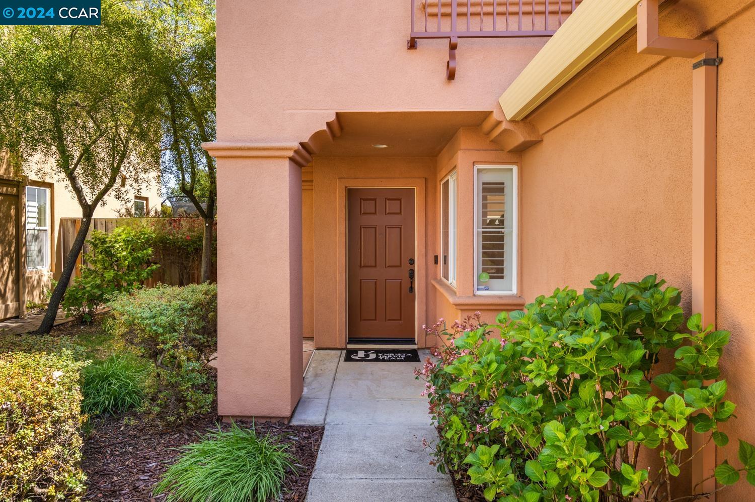 Detail Gallery Image 2 of 23 For 7091 Briza Loop, San Ramon,  CA 94582 - 4 Beds | 3 Baths