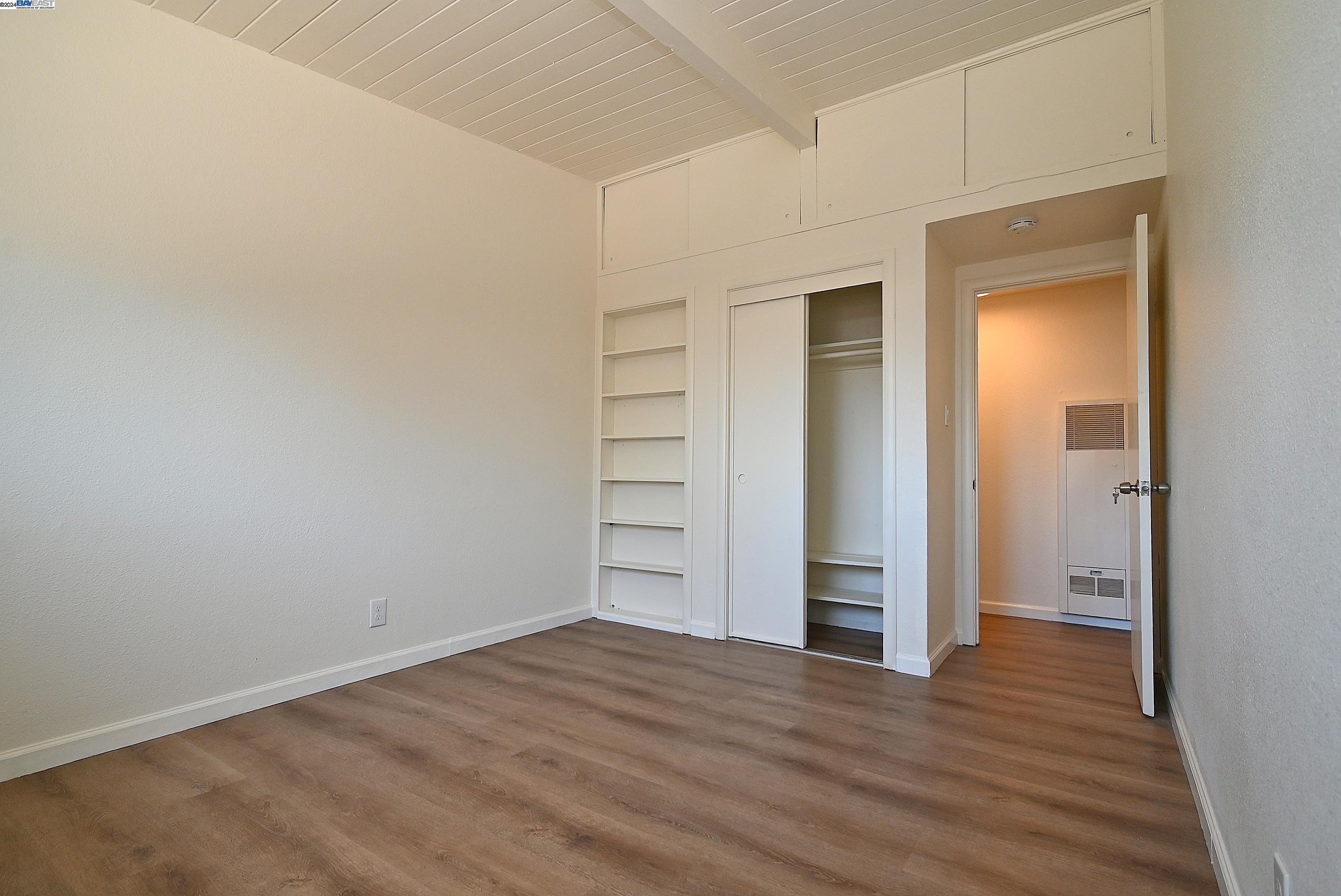 Detail Gallery Image 15 of 48 For 28220 Rochelle Ave, Hayward,  CA 94544 - 3 Beds | 2 Baths