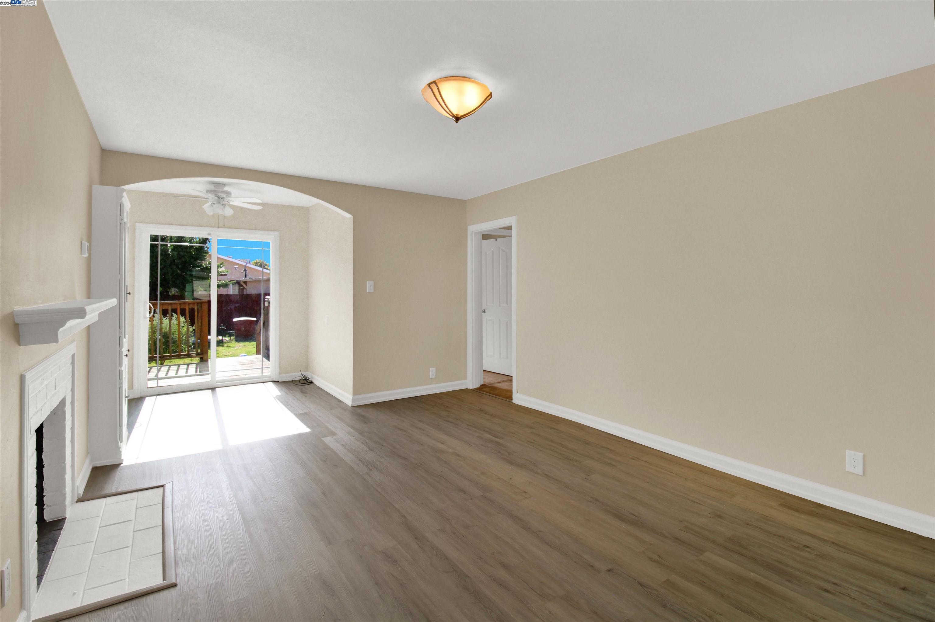 Detail Gallery Image 8 of 33 For 881 Billings Boulevard, San Leandro,  CA 94577-1318 - 2 Beds | 1 Baths