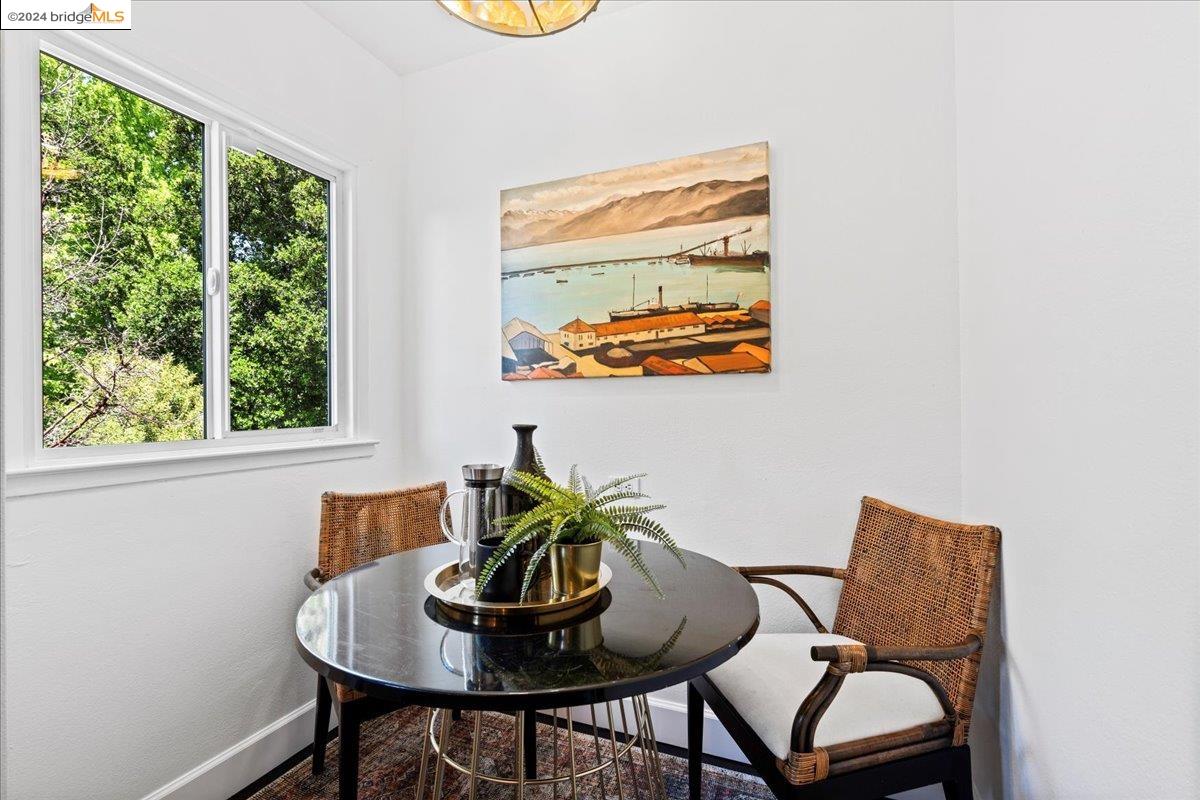 Detail Gallery Image 19 of 54 For 3233 Ardley Ave, Oakland,  CA 94602 - 2 Beds | 2 Baths