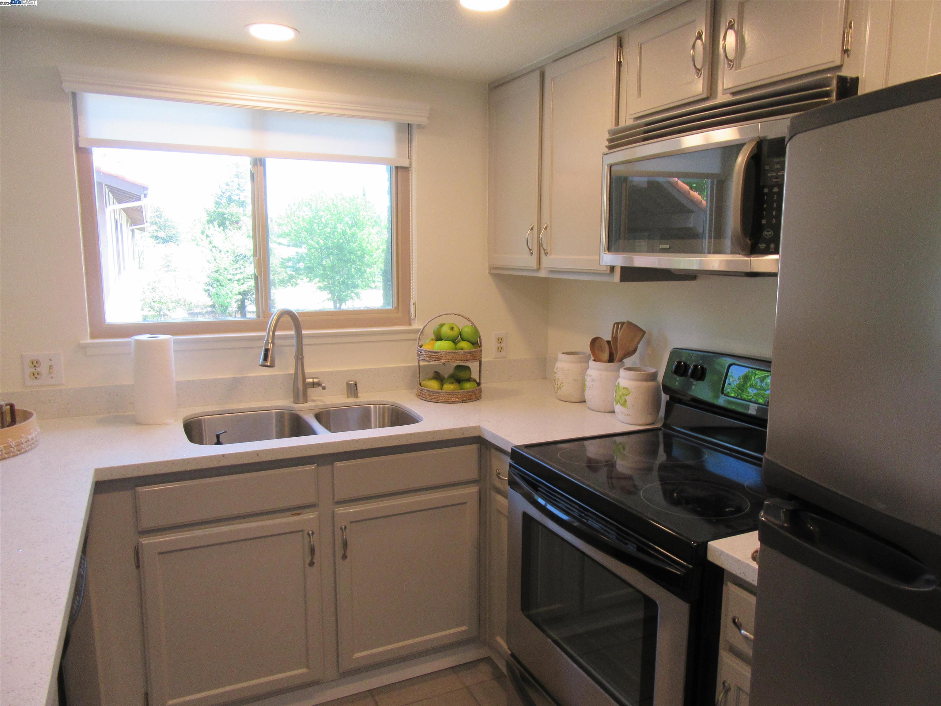 Photo #3: 41058478 Listing 
