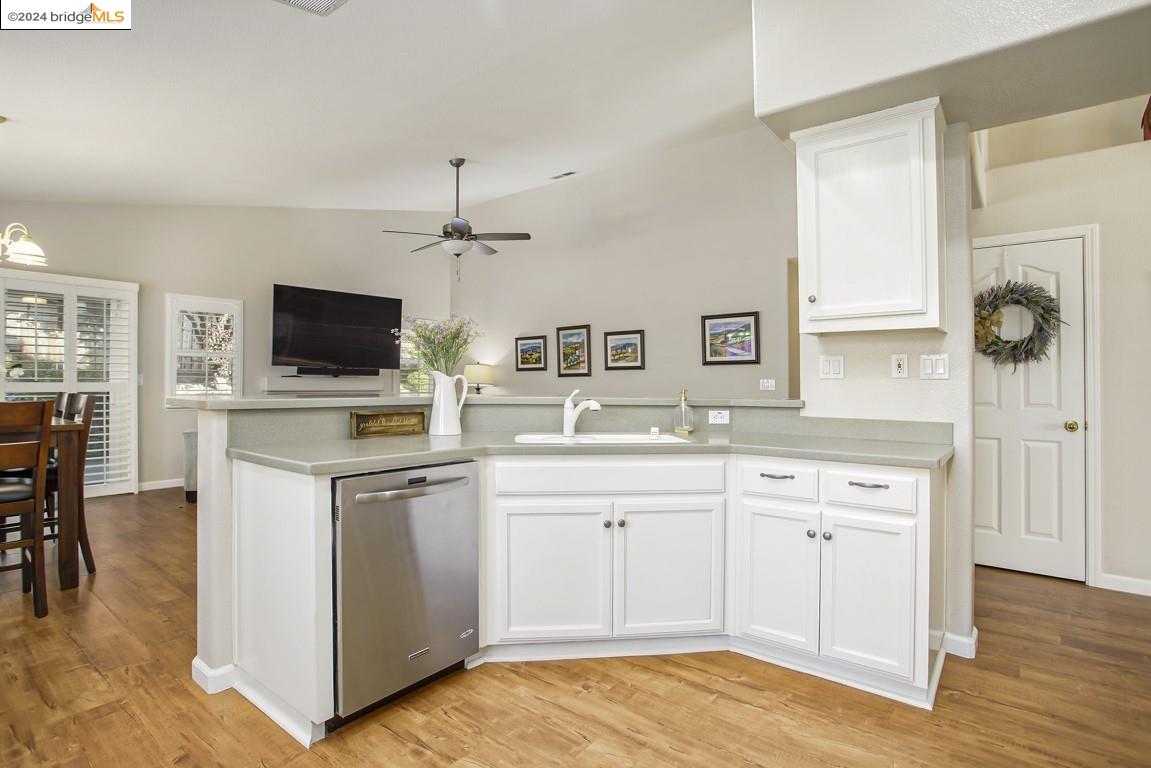 Detail Gallery Image 7 of 20 For 1324 Portsmouth Street, Oakley,  CA 94561 - 4 Beds | 2 Baths