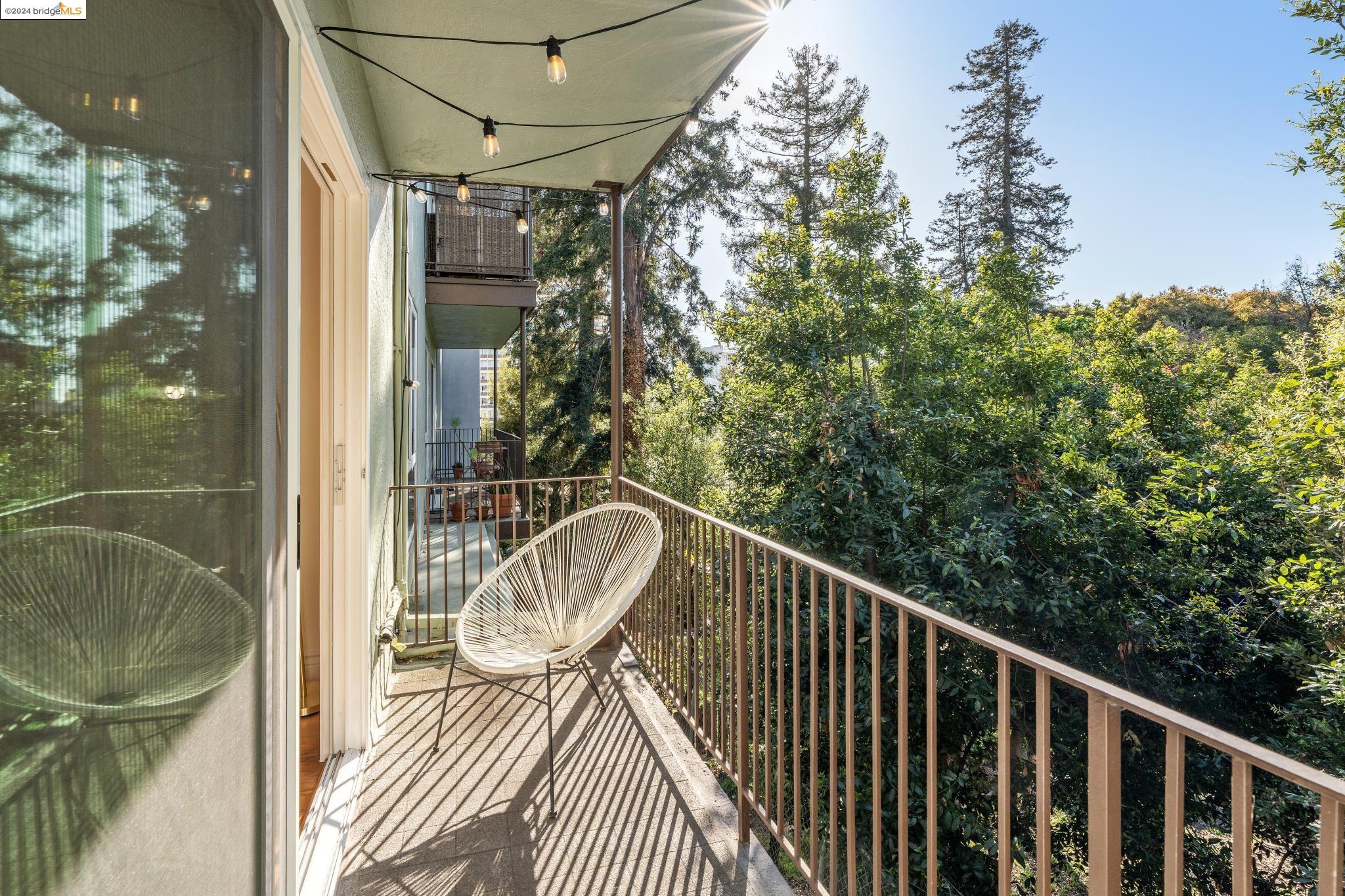 Detail Gallery Image 5 of 25 For 199 Montecito Ave #108,  Oakland,  CA 94610 - 1 Beds | 1 Baths