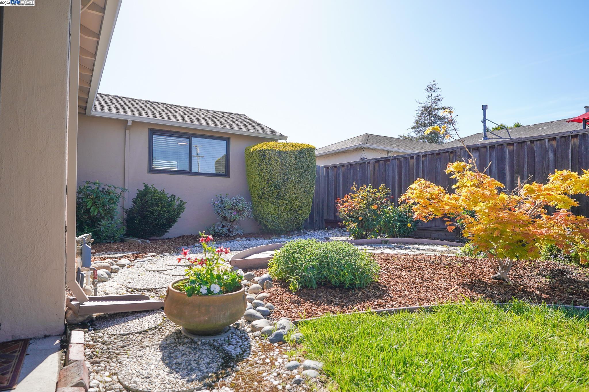 Detail Gallery Image 27 of 35 For 14301 Corvallis St, San Leandro,  CA 94579 - 3 Beds | 2 Baths
