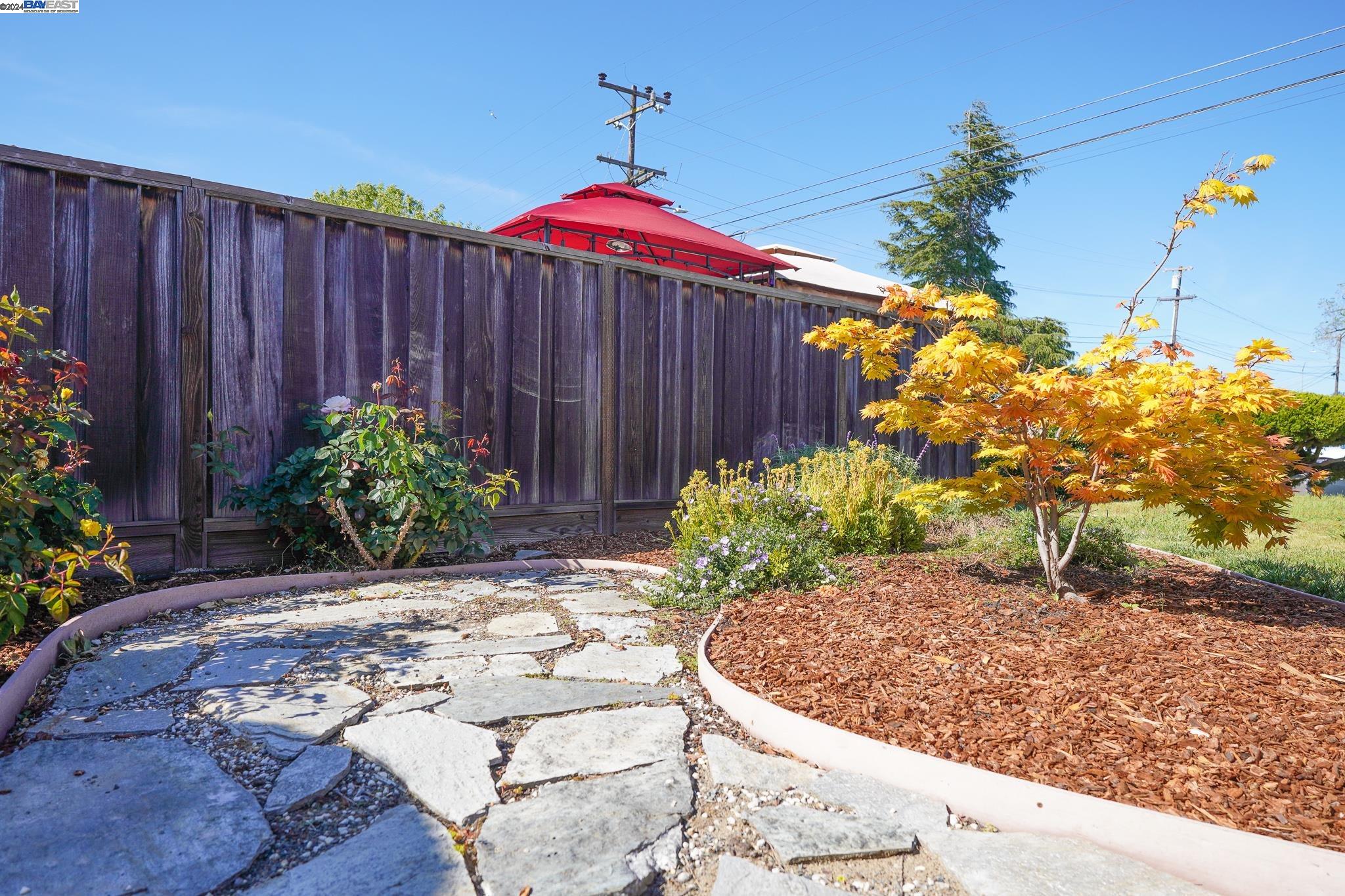 Detail Gallery Image 28 of 35 For 14301 Corvallis St, San Leandro,  CA 94579 - 3 Beds | 2 Baths