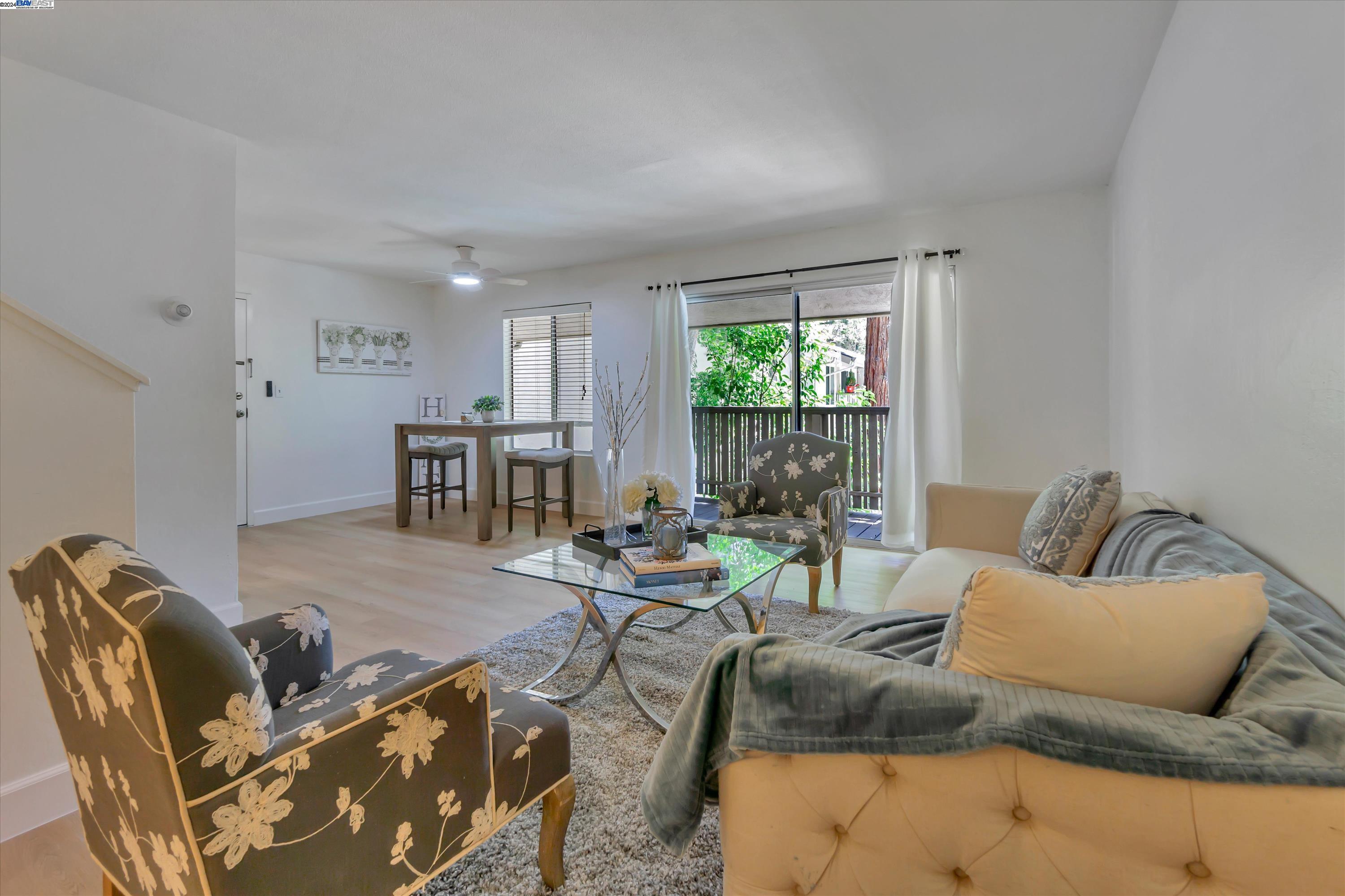 Photo #2: 41058543 Listing 