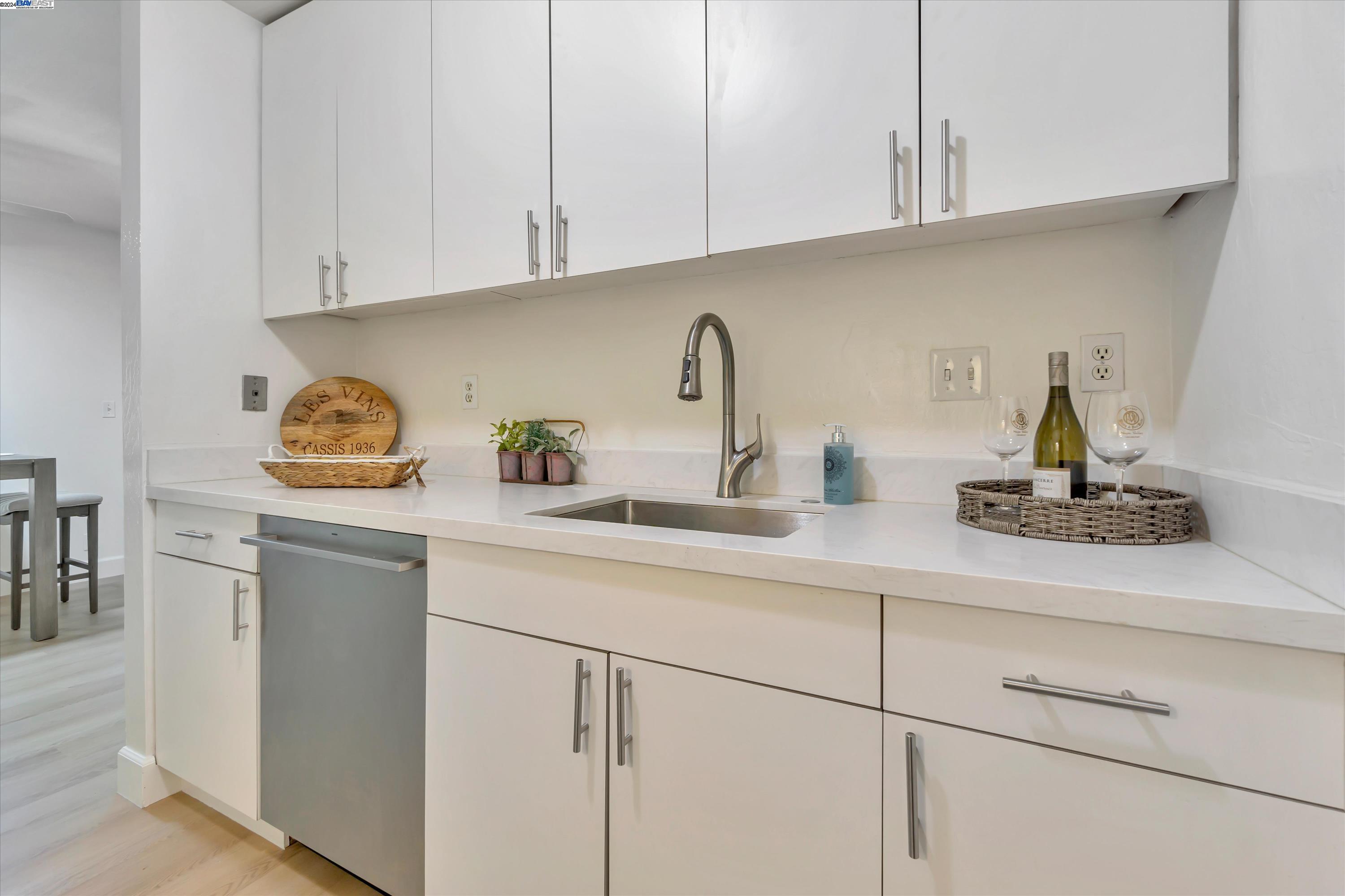 Photo #6: 41058543 Listing 