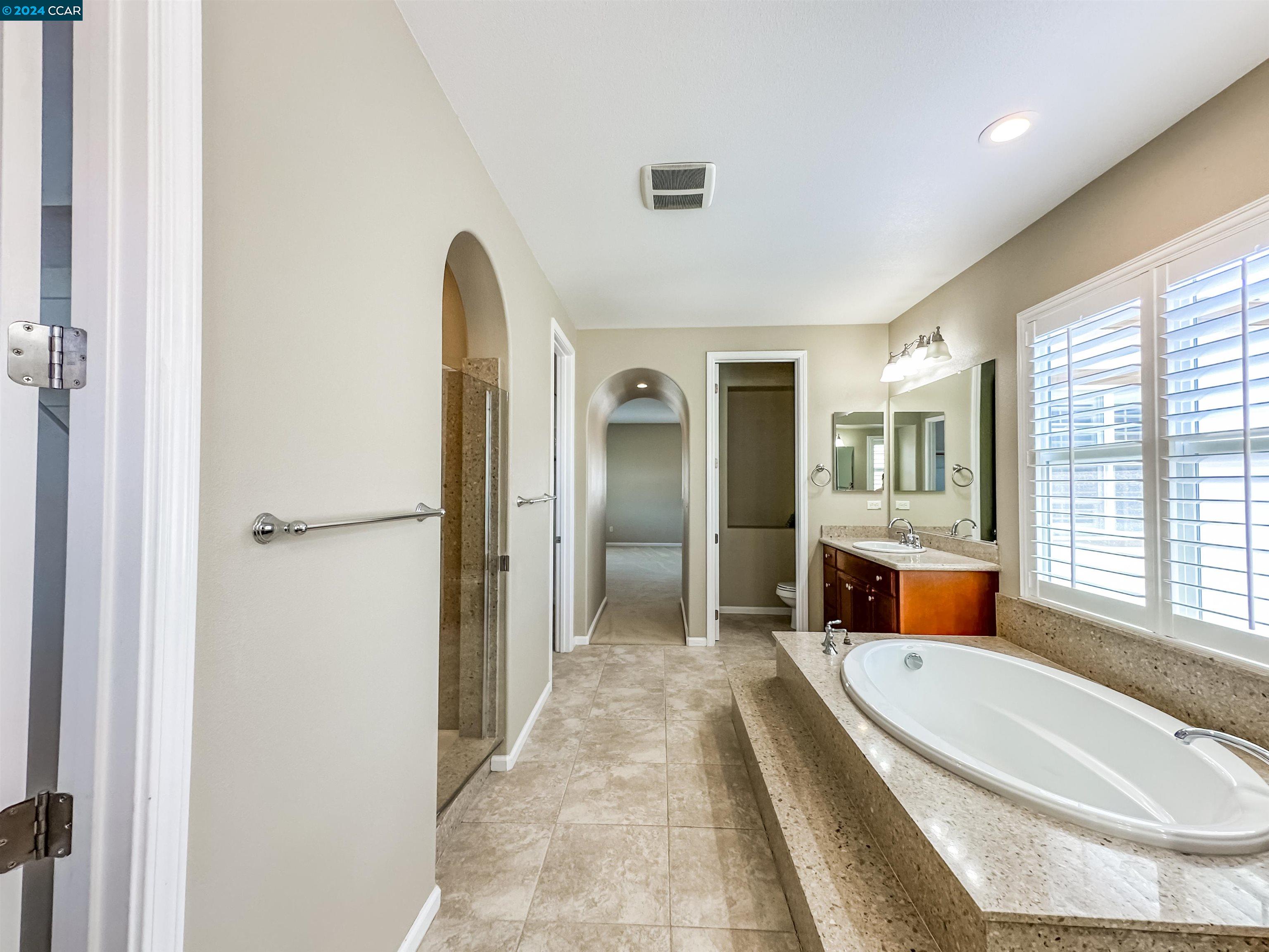 Detail Gallery Image 19 of 30 For 824 Griffon Ct, Danville,  CA 94506 - 4 Beds | 3/1 Baths