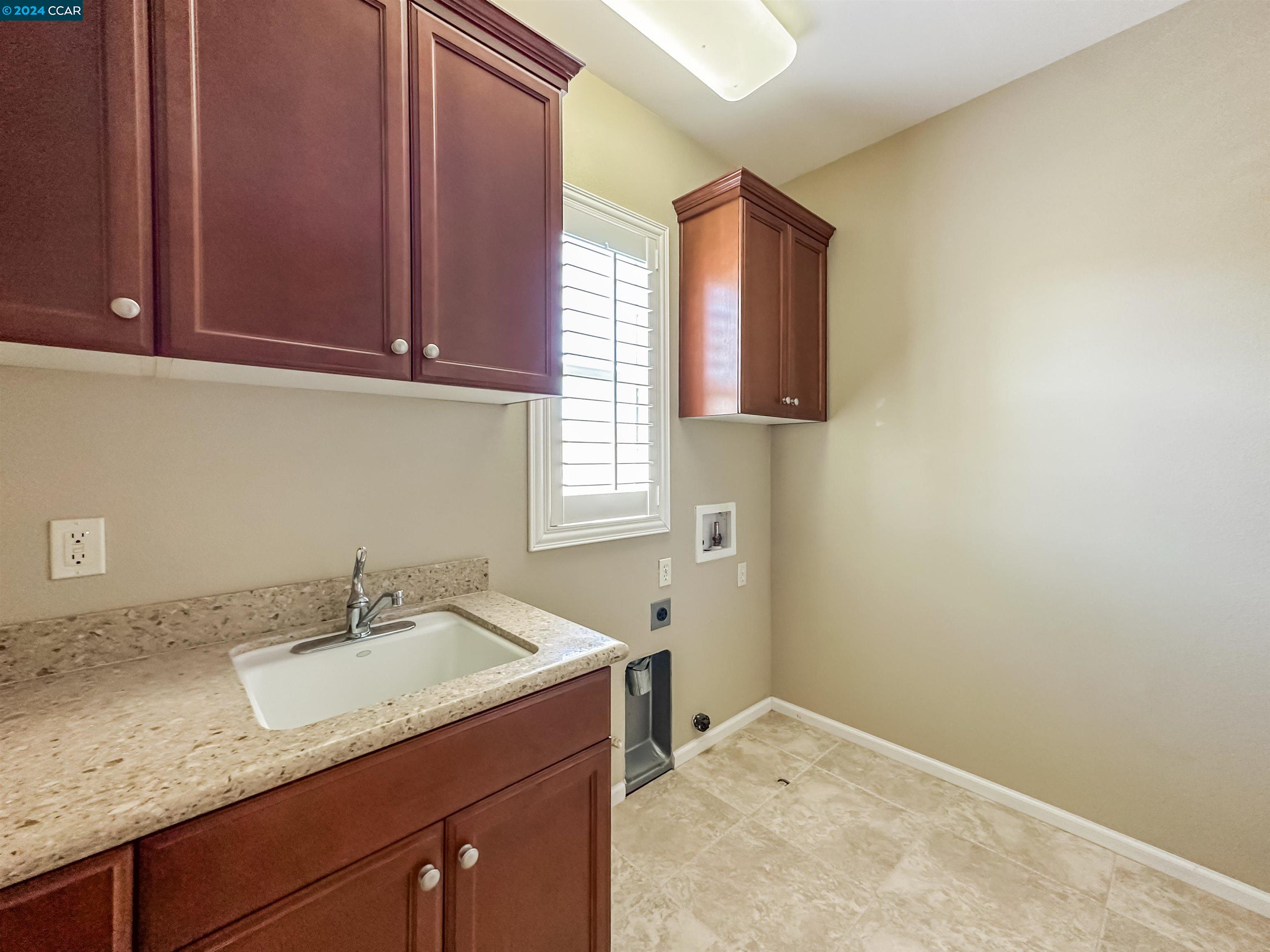 Detail Gallery Image 30 of 30 For 824 Griffon Ct, Danville,  CA 94506 - 4 Beds | 3/1 Baths