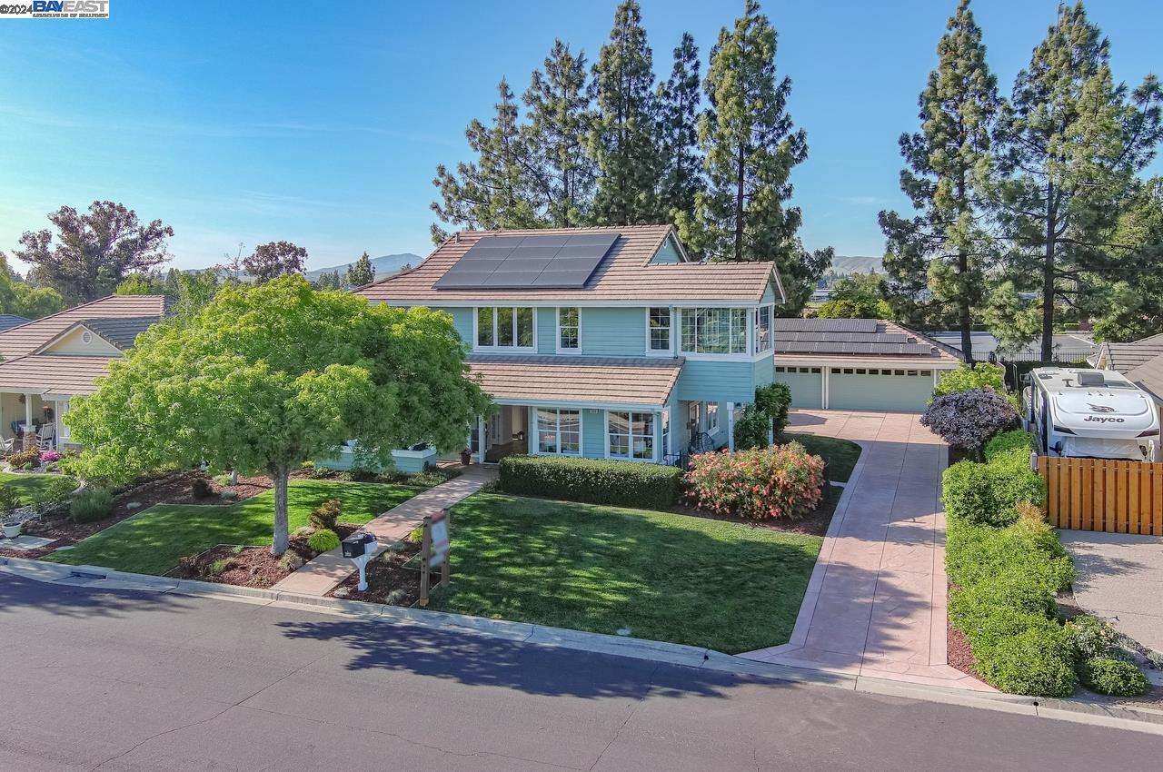 Detail Gallery Image 1 of 1 For 3958 Devon Pl, Livermore,  CA 94550 - 4 Beds | 3 Baths
