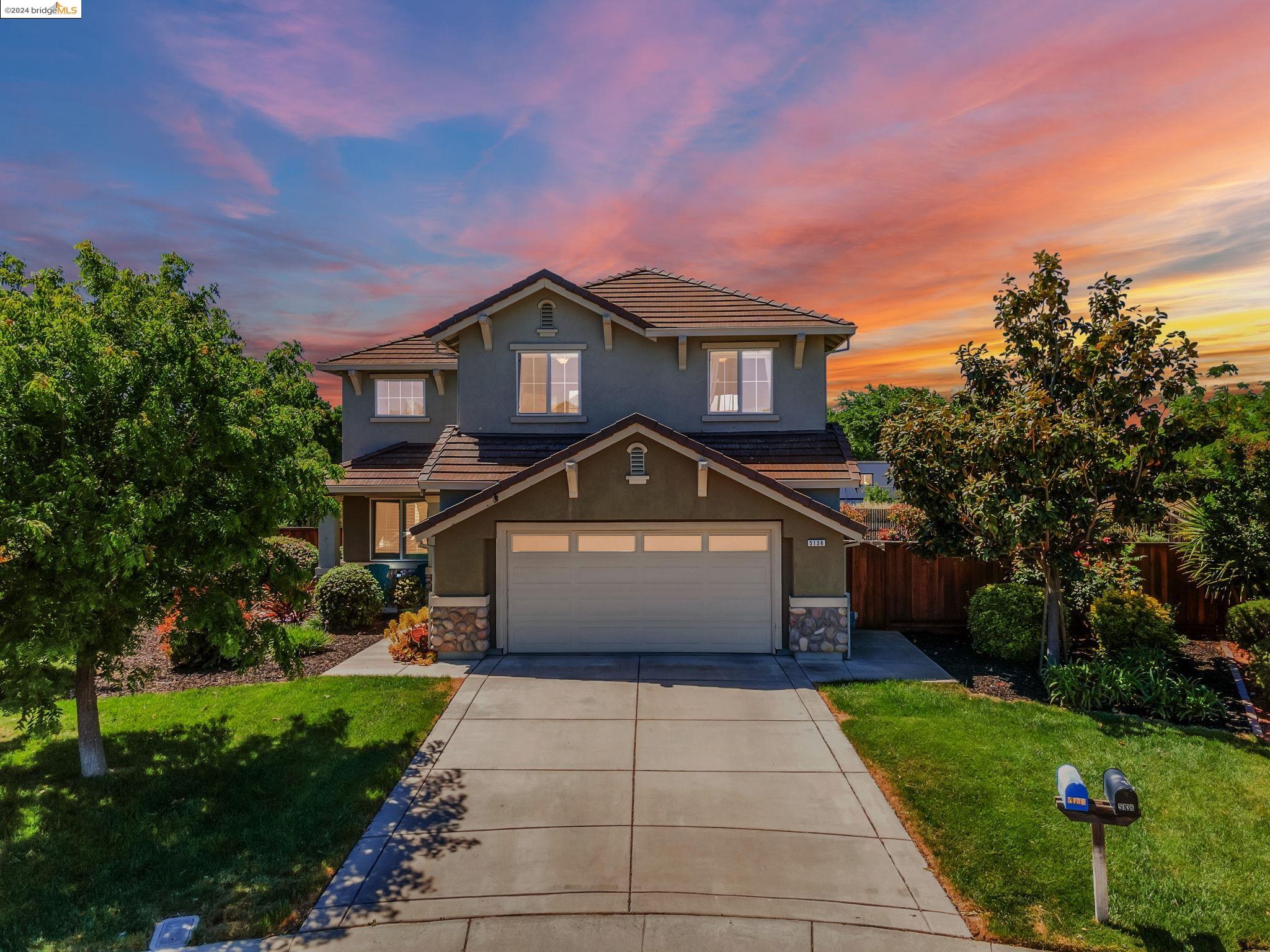 Detail Gallery Image 1 of 1 For 5138 Greengrove Ct, Antioch,  CA 94531 - 5 Beds | 3 Baths