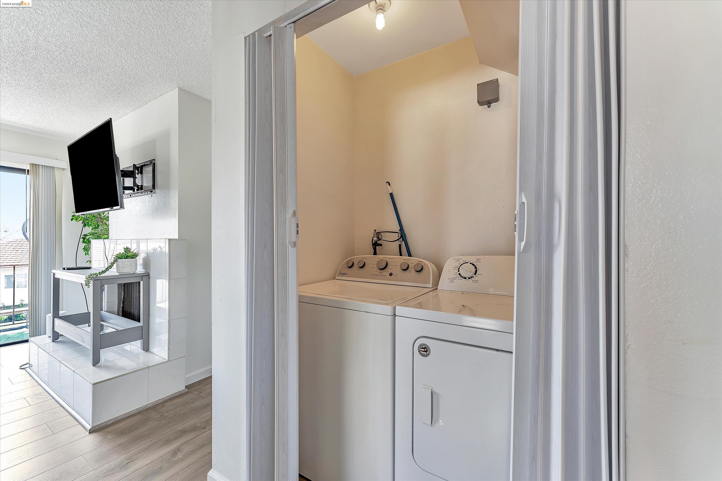 Detail Gallery Image 28 of 33 For 2729 Barrett Avenue, Richmond,  CA 94804 - 3 Beds | 1/1 Baths