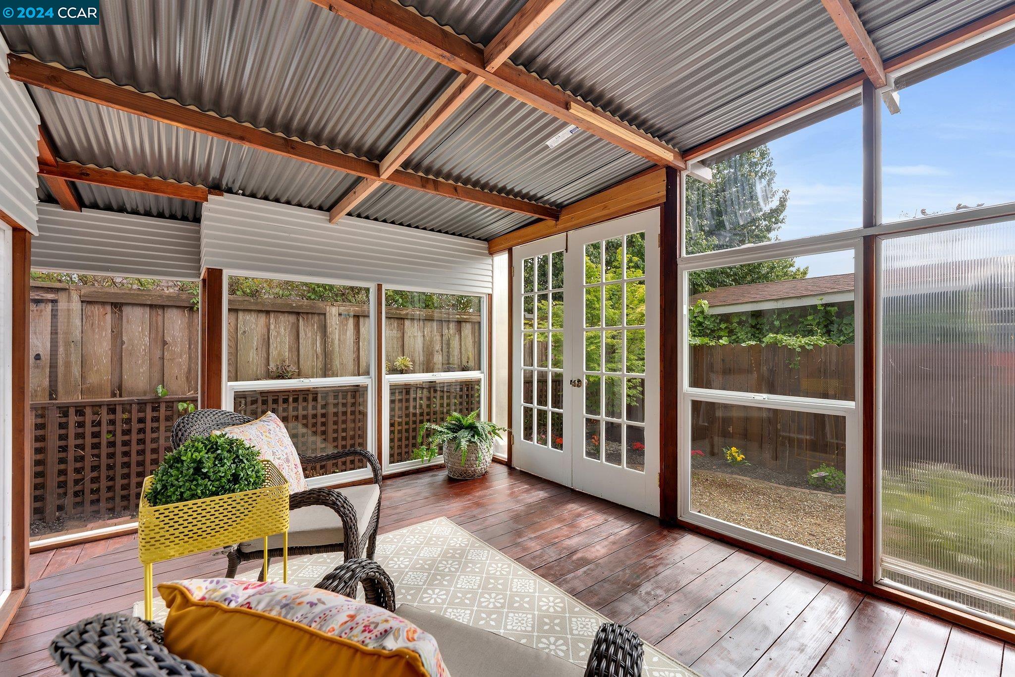 Detail Gallery Image 30 of 39 For 1226 Dwight Way, Berkeley,  CA 94702 - 3 Beds | 2 Baths