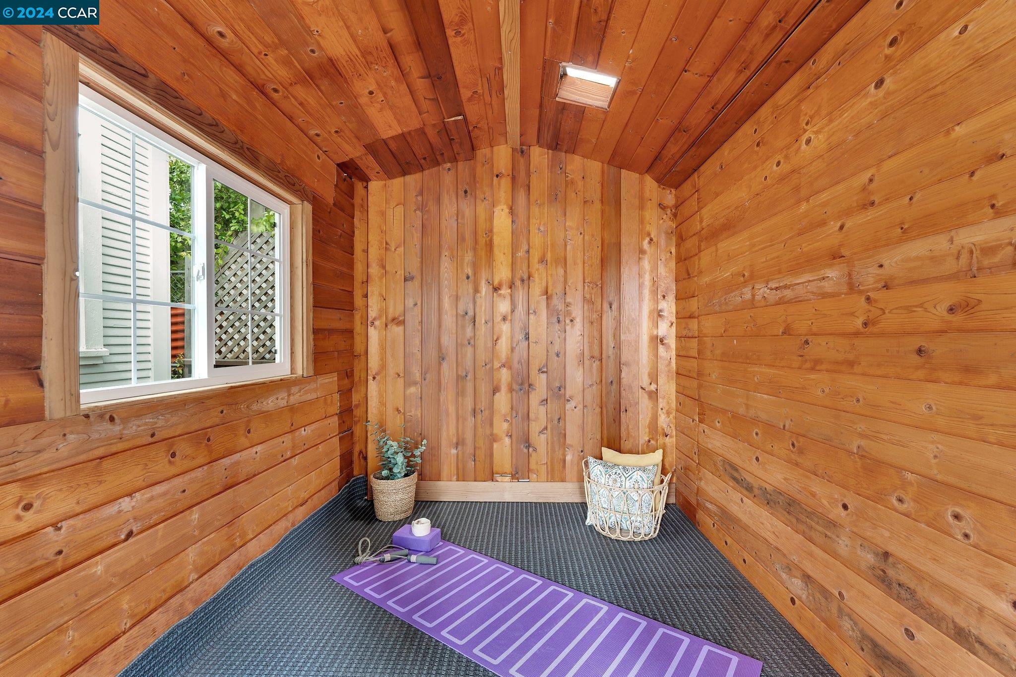 Detail Gallery Image 31 of 39 For 1226 Dwight Way, Berkeley,  CA 94702 - 3 Beds | 2 Baths