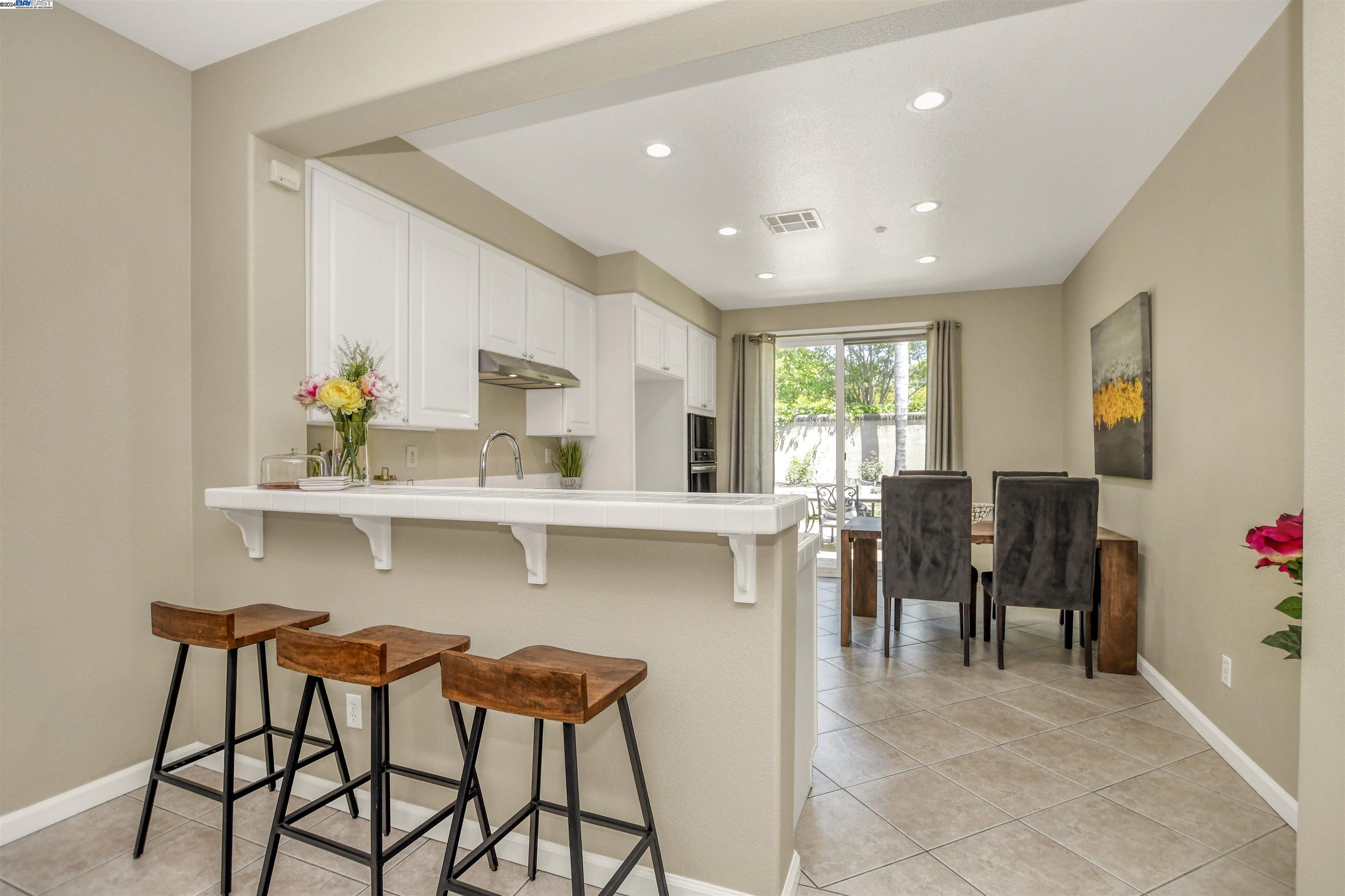 Detail Gallery Image 10 of 30 For 2627 Ranchwood Dr, Brentwood,  CA 94513 - 3 Beds | 2 Baths
