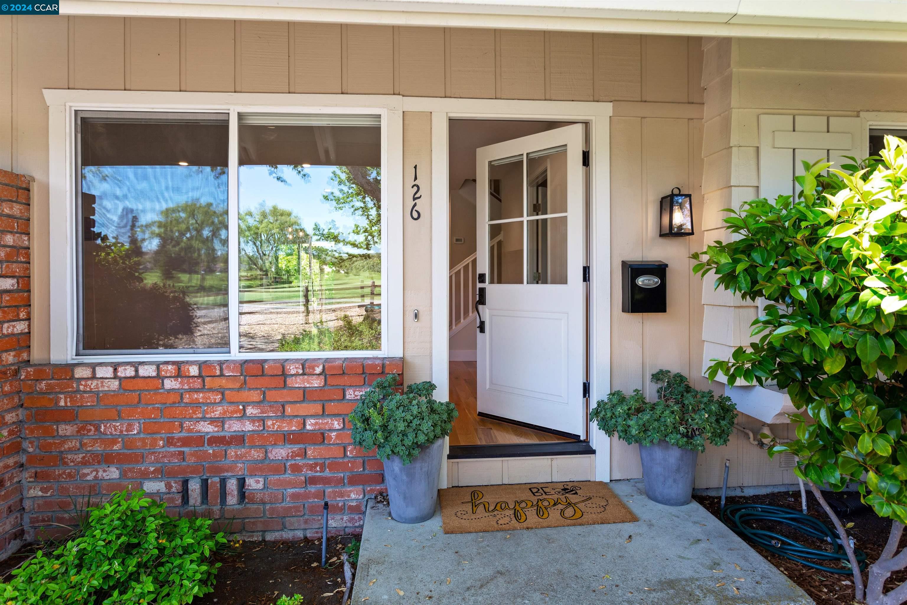 Photo #5: 41058596 Listing 