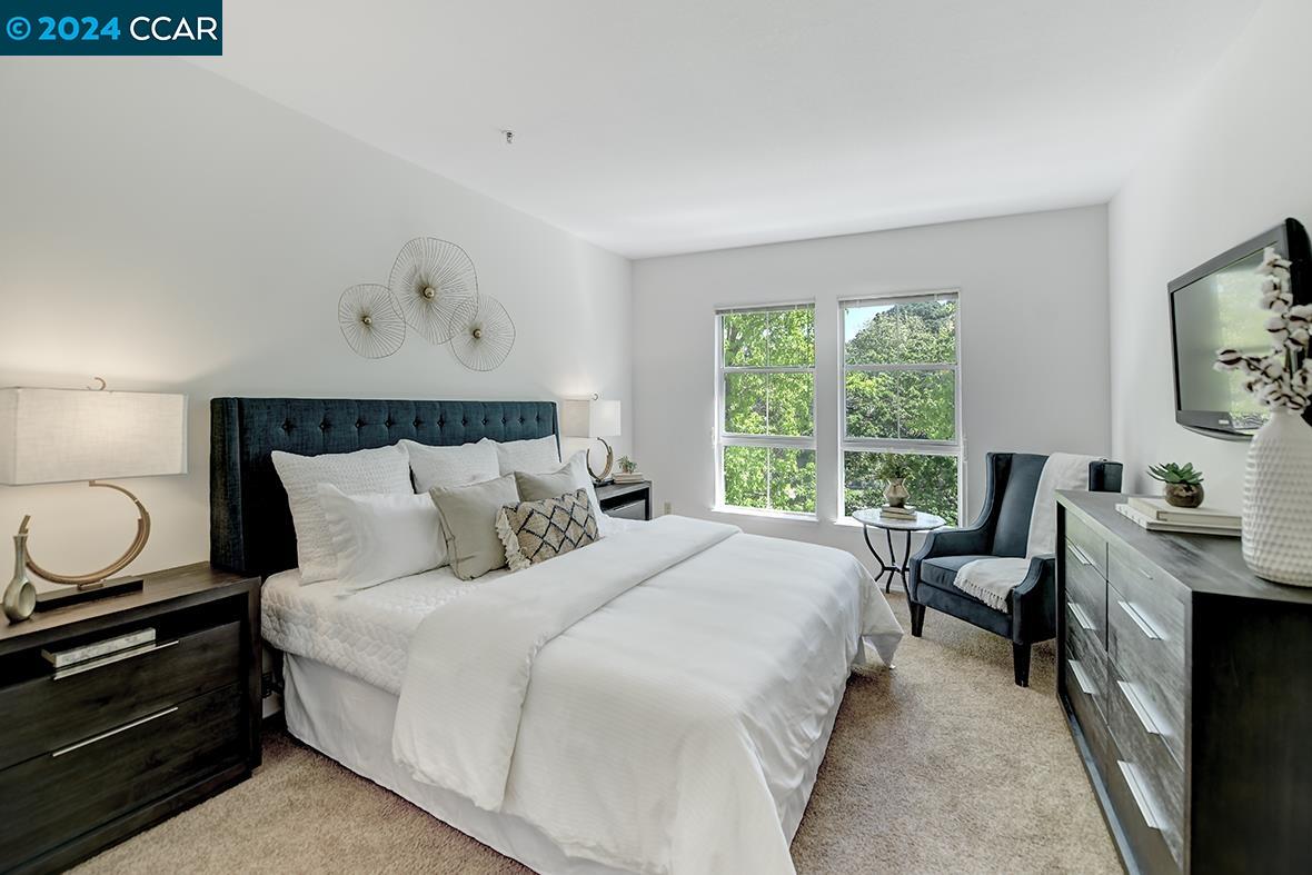 Detail Gallery Image 28 of 49 For 1860 Tice Creek Dr #1402,  Walnut Creek,  CA 94595 - 2 Beds | 2 Baths