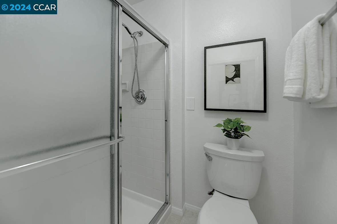 Detail Gallery Image 33 of 49 For 1860 Tice Creek Dr #1402,  Walnut Creek,  CA 94595 - 2 Beds | 2 Baths