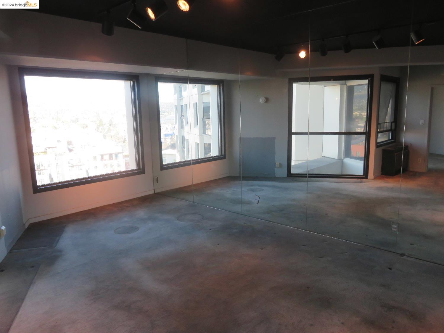 Photo #3: 41058621 Listing 