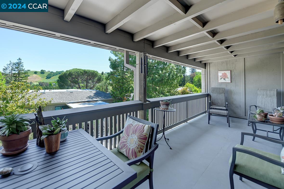 Detail Gallery Image 13 of 42 For 1300 Canyonwood Ct #7,  Walnut Creek,  CA 94595 - 2 Beds | 1 Baths