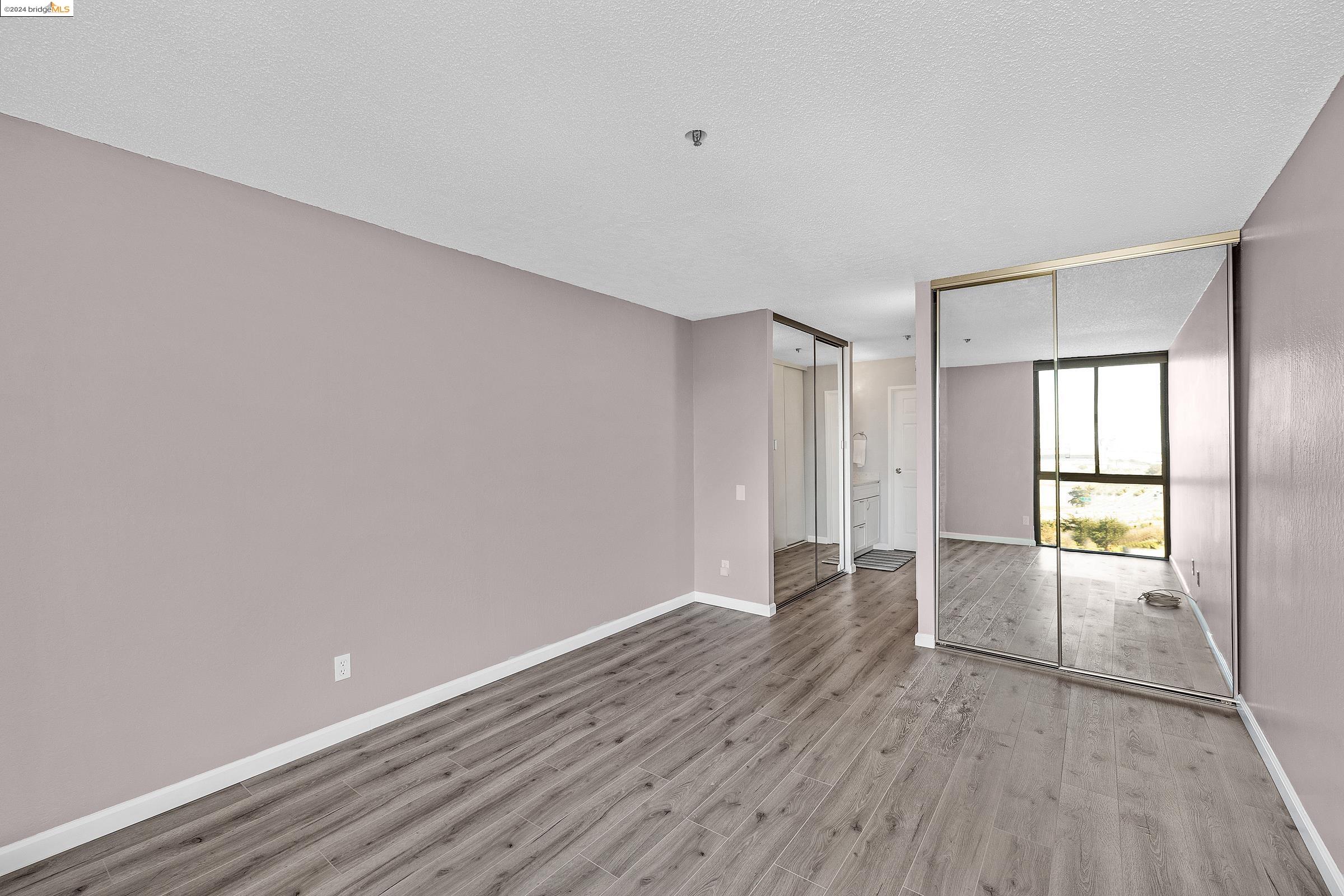Detail Gallery Image 10 of 29 For 555 Pierce St #909,  Albany,  CA 94706 - 2 Beds | 2 Baths