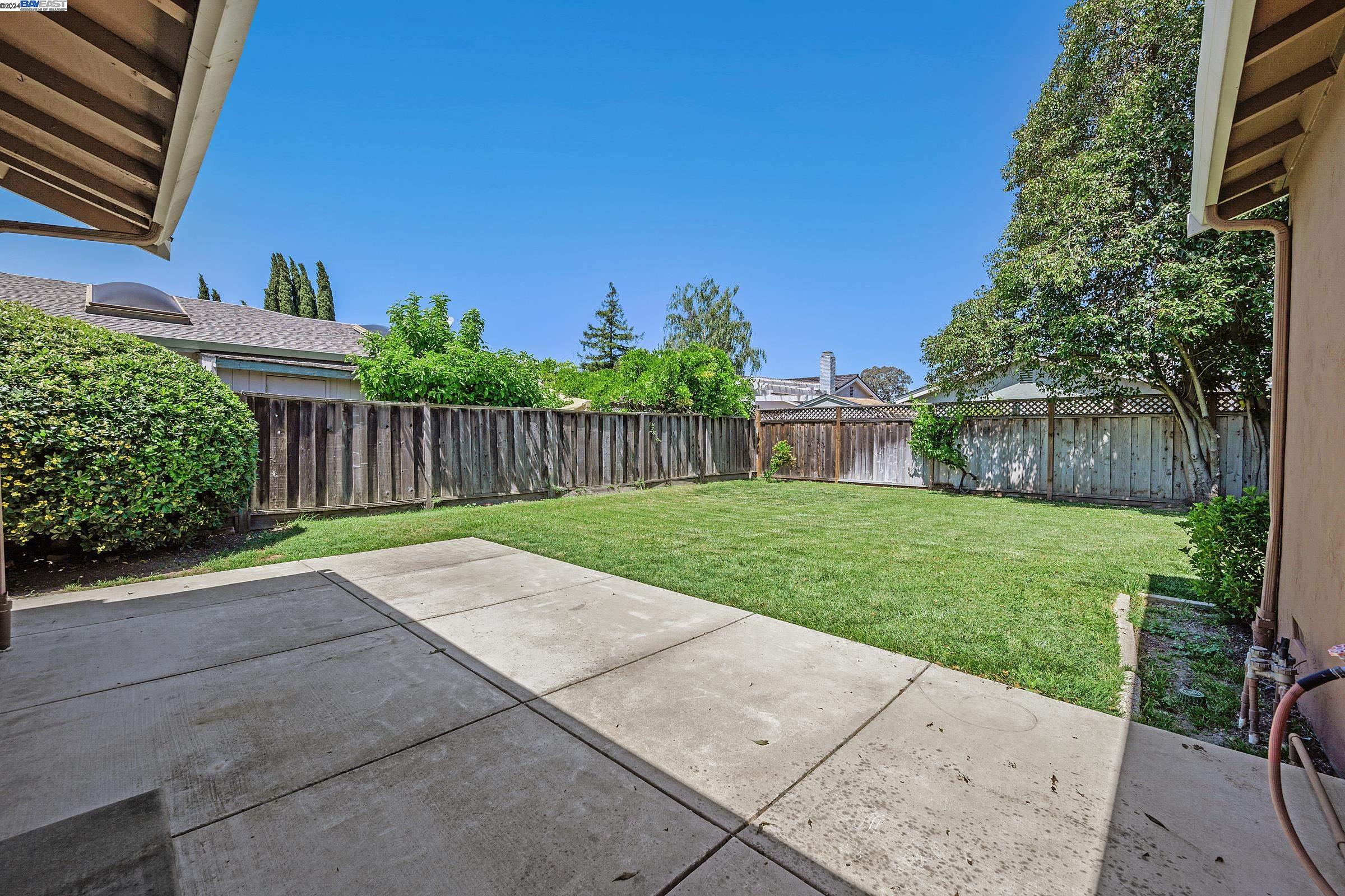 Detail Gallery Image 26 of 29 For 6251 Gibson Ct, Pleasanton,  CA 94588 - 3 Beds | 2 Baths