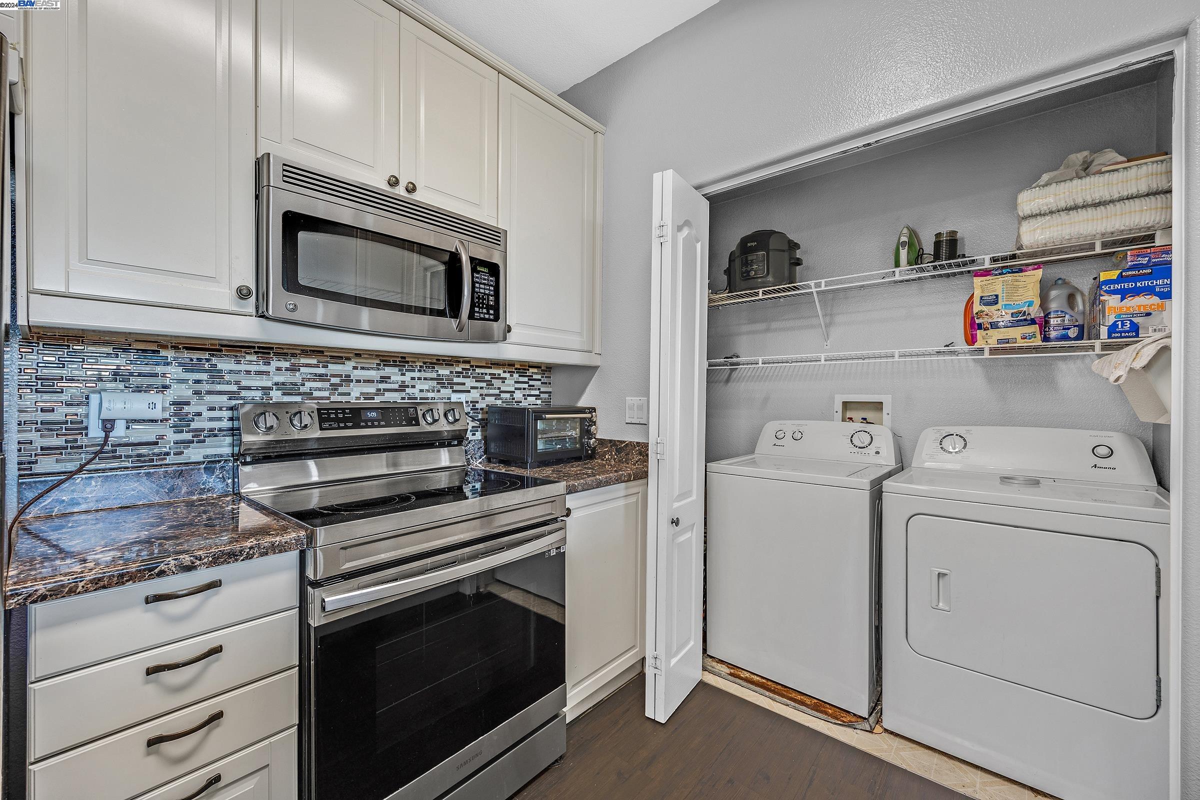 Detail Gallery Image 5 of 30 For 35530 Monterra Ter #302,  Union City,  CA 94587 - 2 Beds | 2 Baths