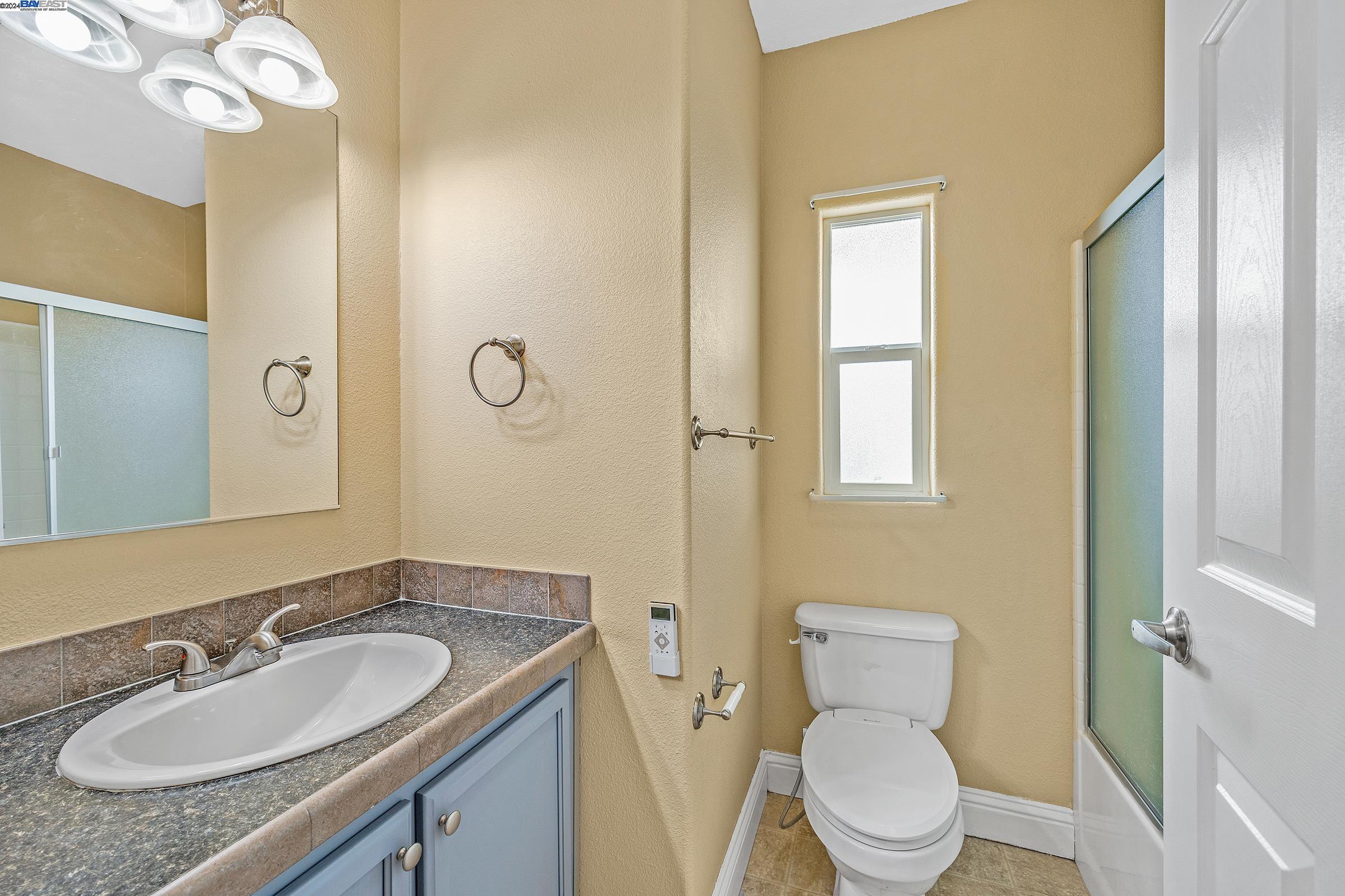Detail Gallery Image 23 of 32 For 1441 Macatera Ave #252,  Hayward,  CA 94544-6232 - 3 Beds | 2 Baths