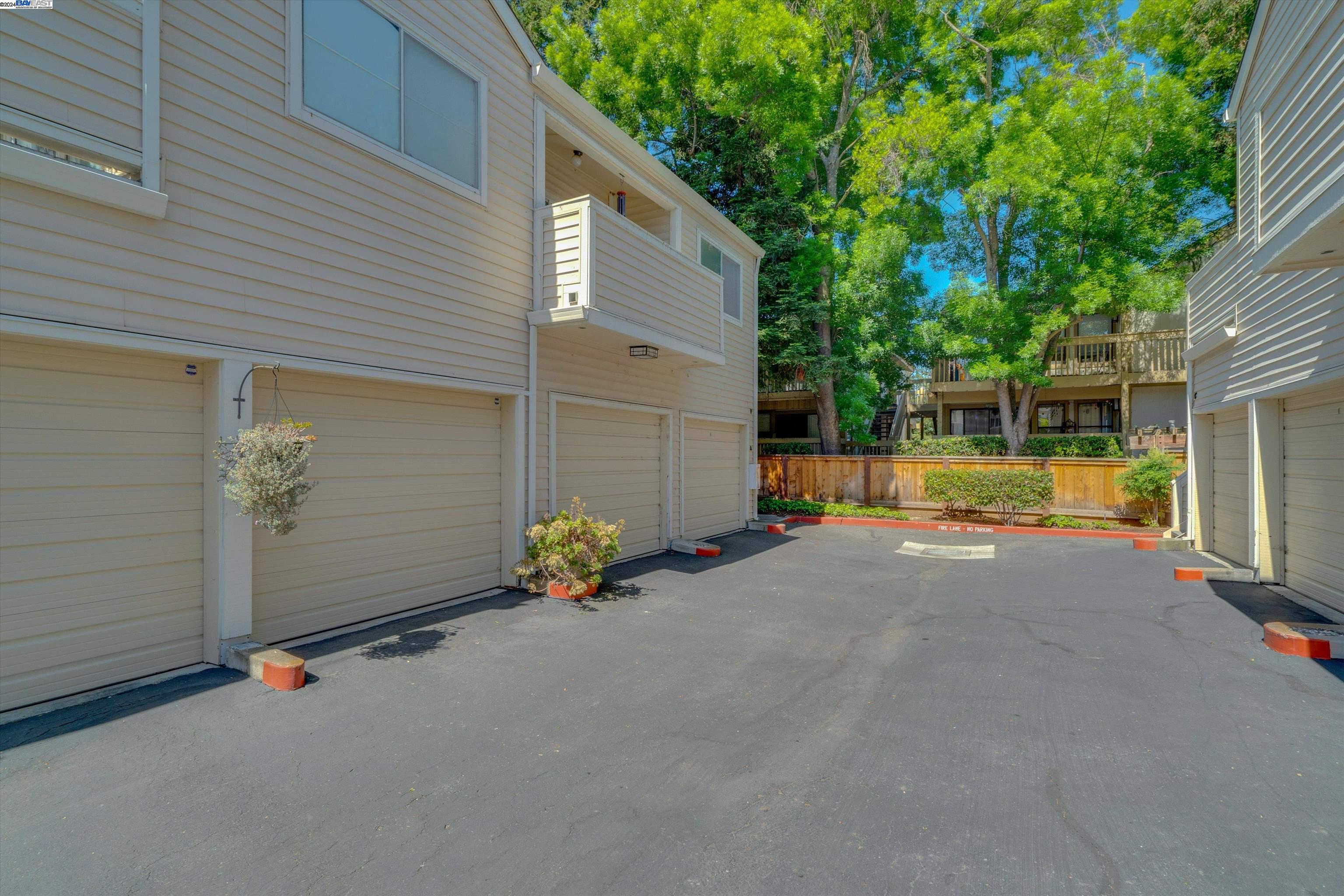 4532 Melody Dr, #A, Concord, CA 94521 Listing Photo  30