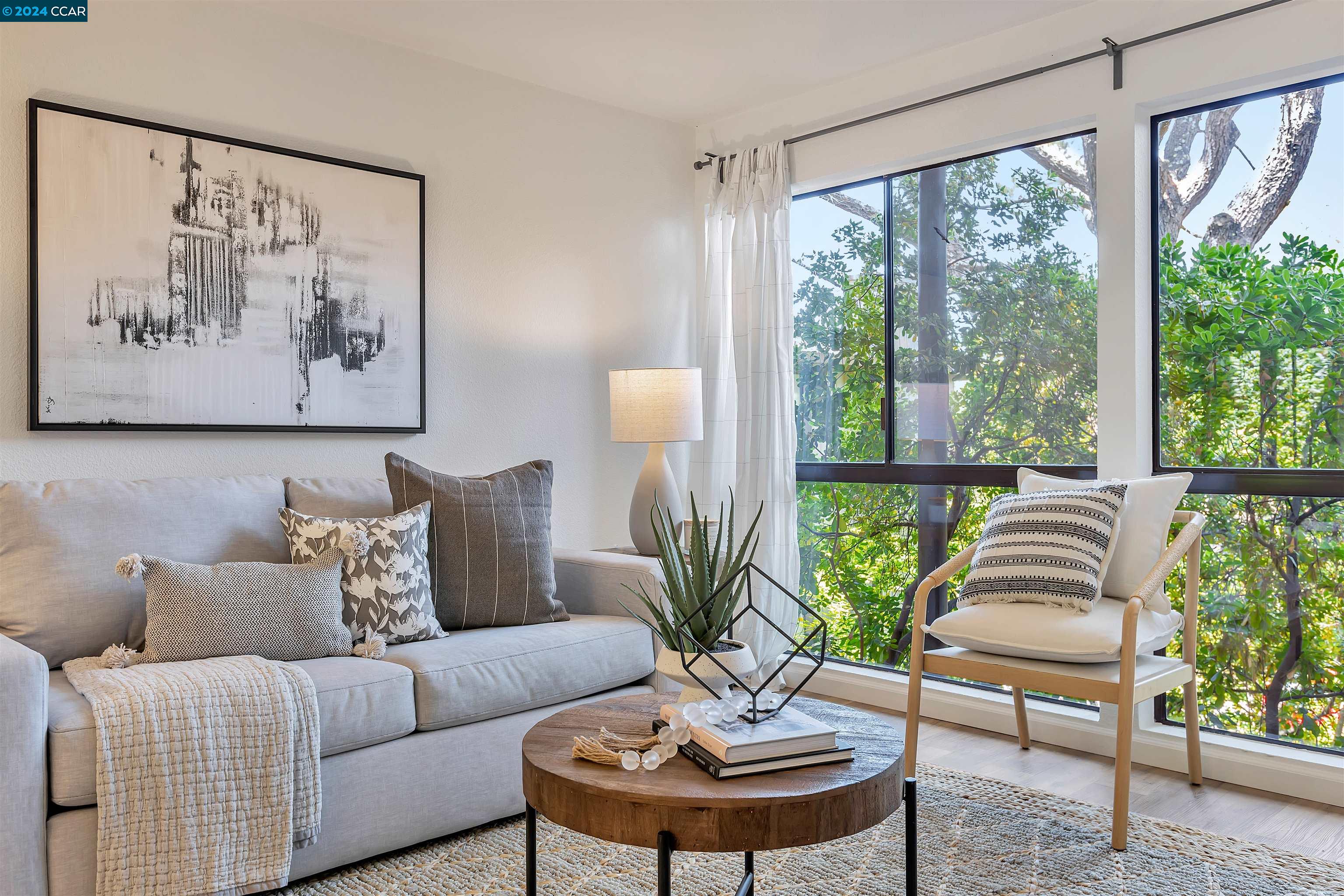 More Details about MLS # 41058677 : 2101 VANDERSLICE CT # 25