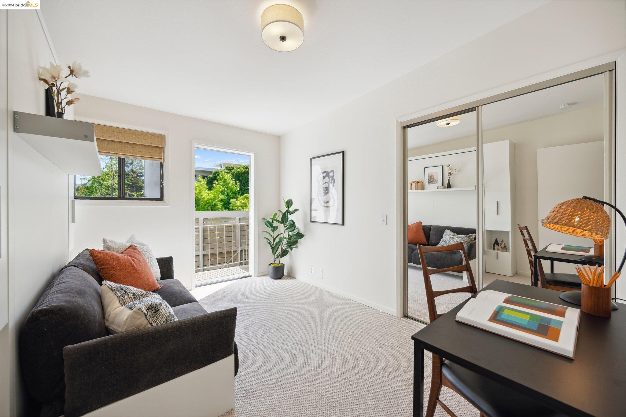 Detail Gallery Image 31 of 47 For 255 Lee St #4,  Oakland,  CA 94610 - 3 Beds | 2/1 Baths