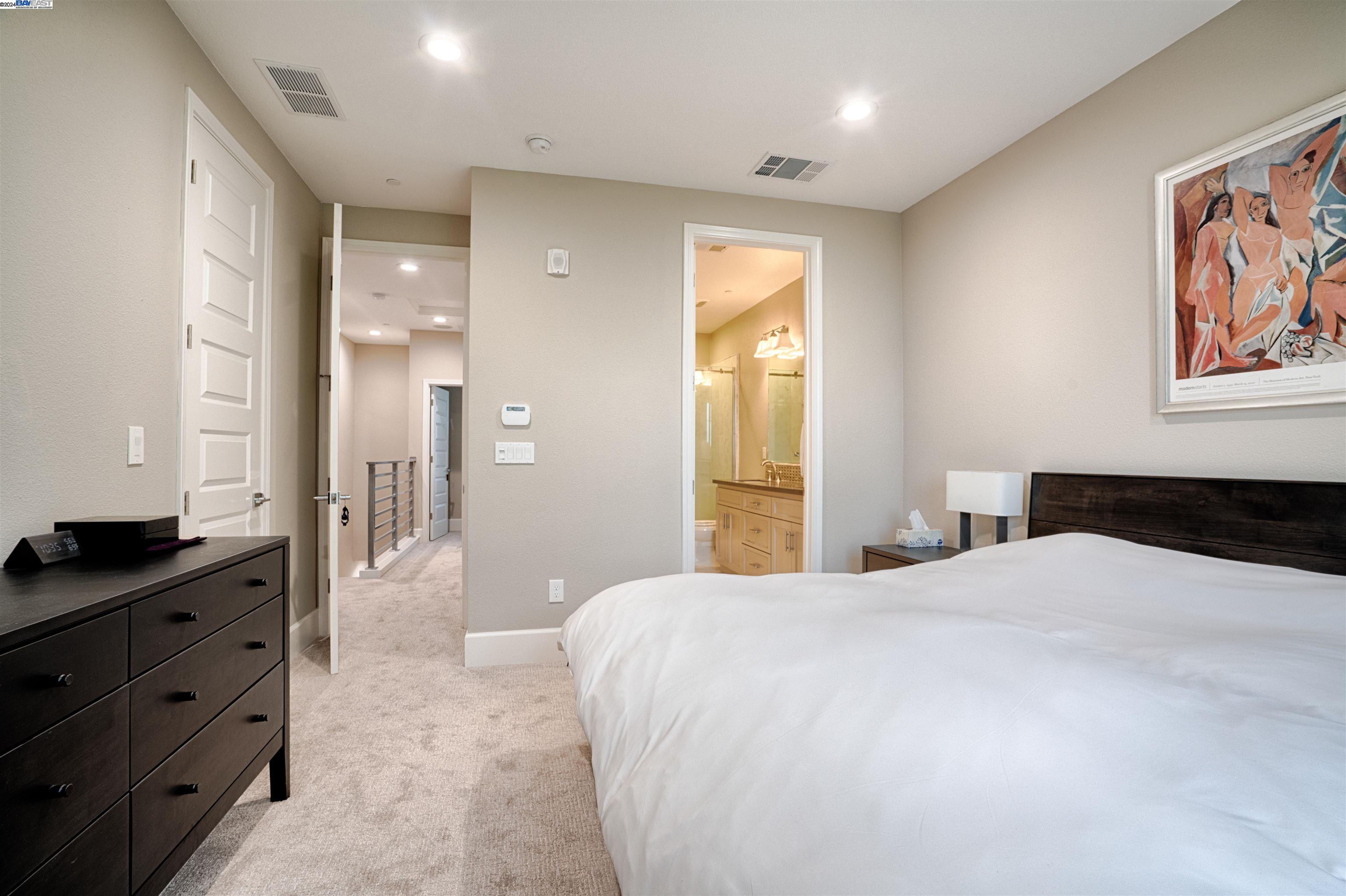 Detail Gallery Image 20 of 38 For 360 E 28th Ave, San Mateo,  CA 94403 - 2 Beds | 2/1 Baths