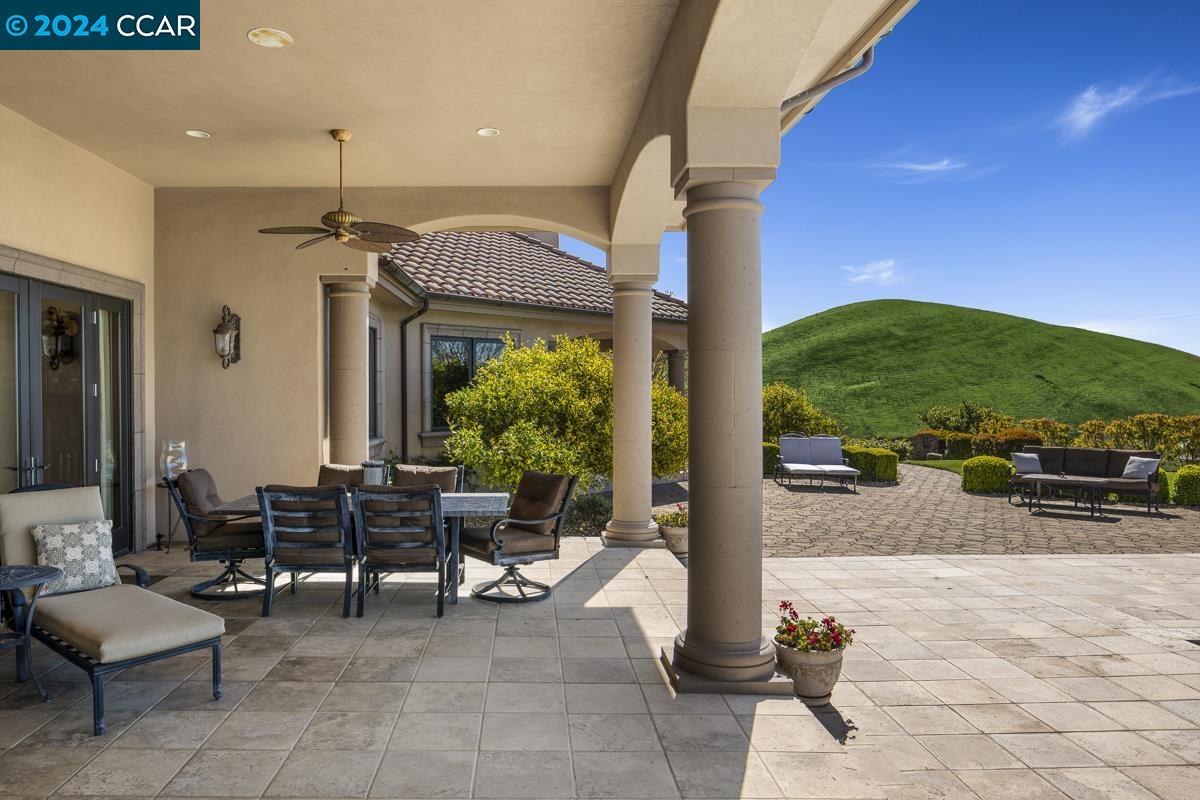 Detail Gallery Image 49 of 60 For 2020 Victorine Rd, Danville,  CA 94551 - 5 Beds | 5/2 Baths