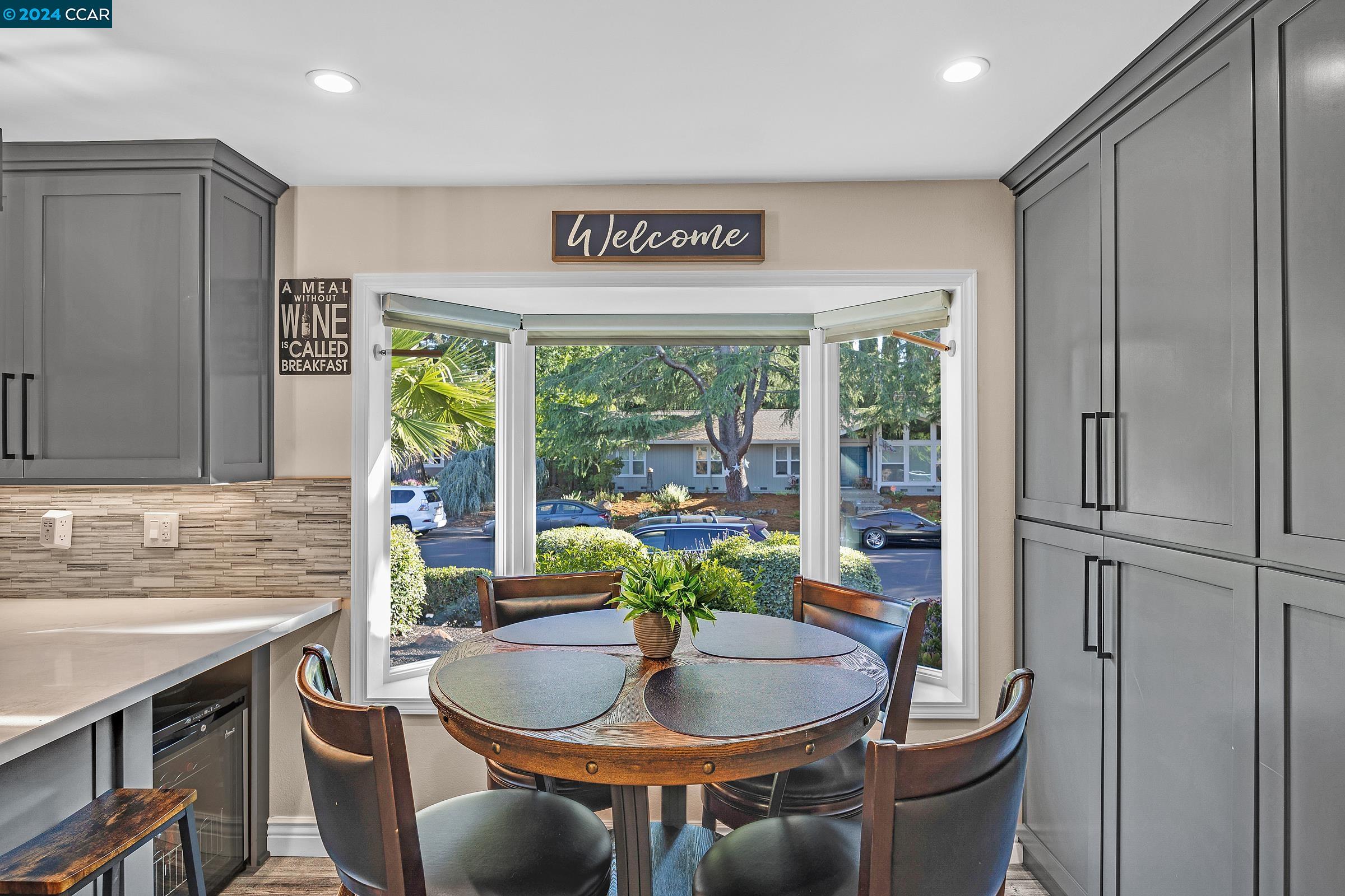 Detail Gallery Image 17 of 51 For 3306 Whitehaven Dr, Walnut Creek,  CA 94598 - 4 Beds | 2/1 Baths