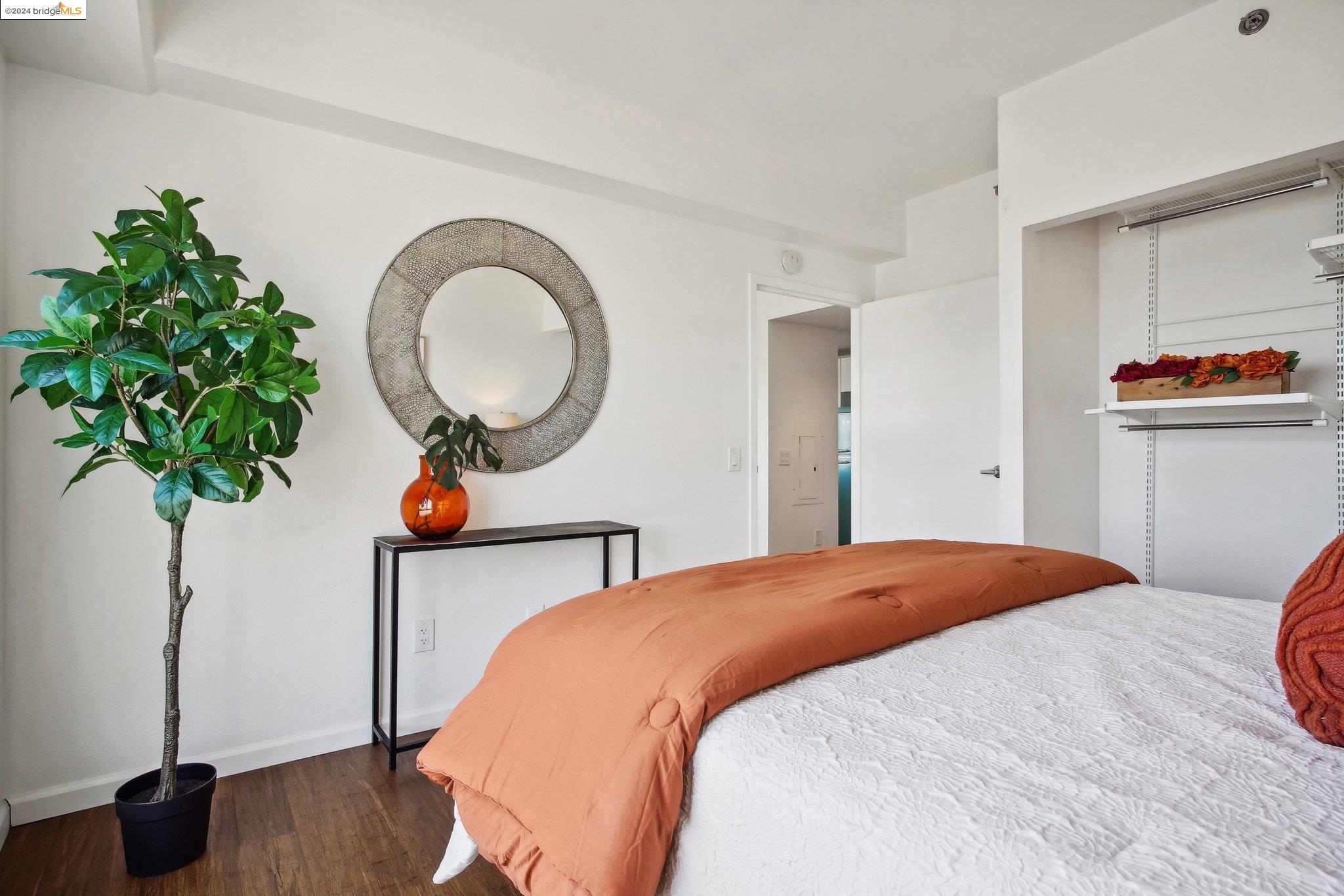 Detail Gallery Image 10 of 16 For 988 Franklin St #1010,  Oakland,  CA 94607 - 1 Beds | 1 Baths