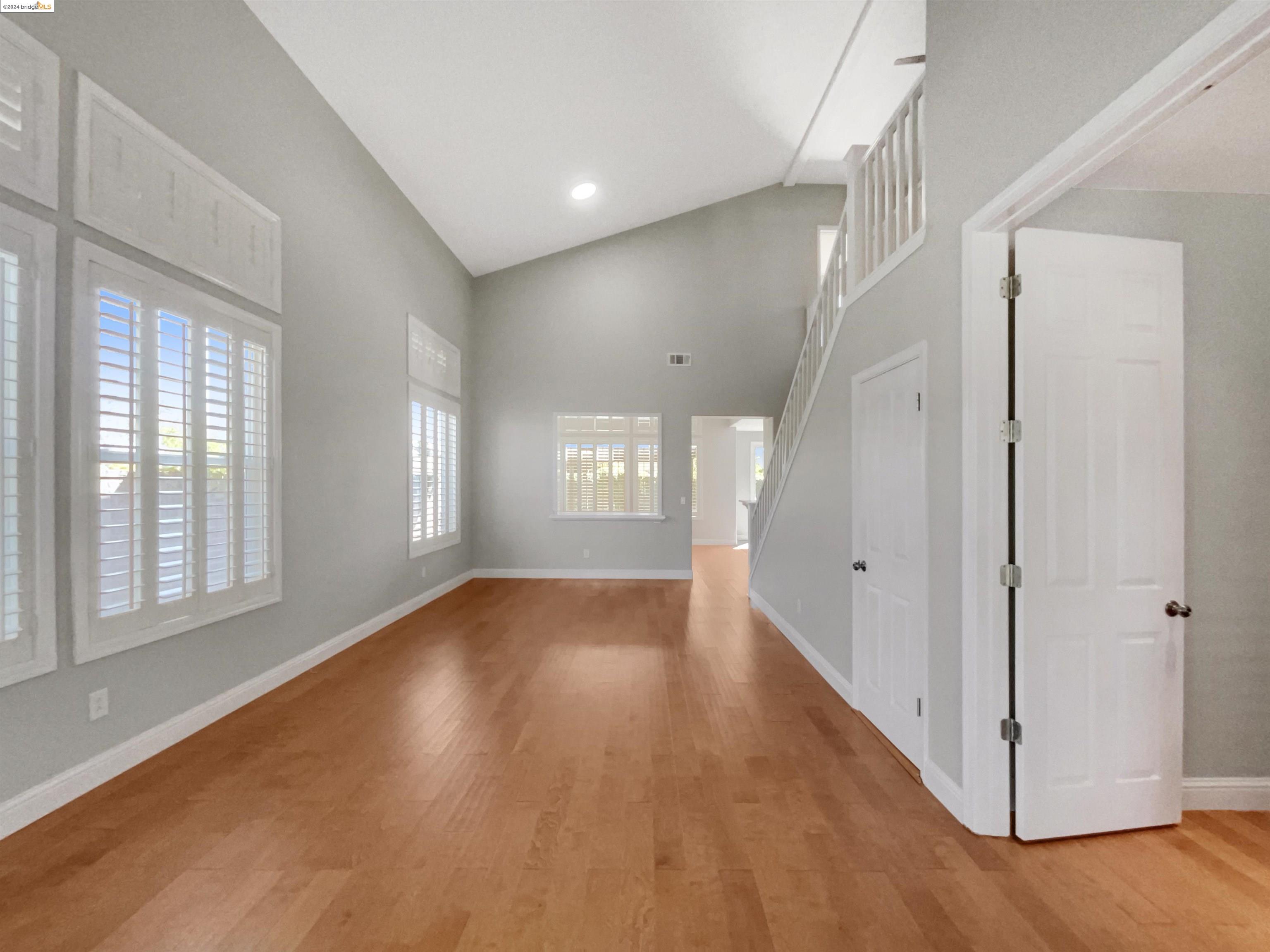 Detail Gallery Image 13 of 54 For 101 Lees, Martinez,  CA 94553 - 3 Beds | 2/1 Baths
