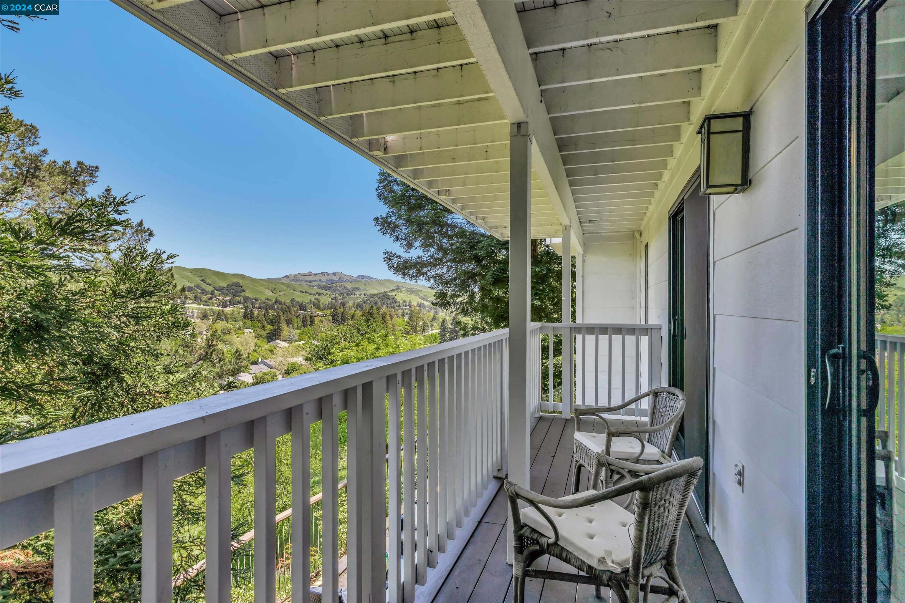 Detail Gallery Image 27 of 53 For 1755 Spyglass Ln, Moraga,  CA 94556 - 4 Beds | 2/1 Baths