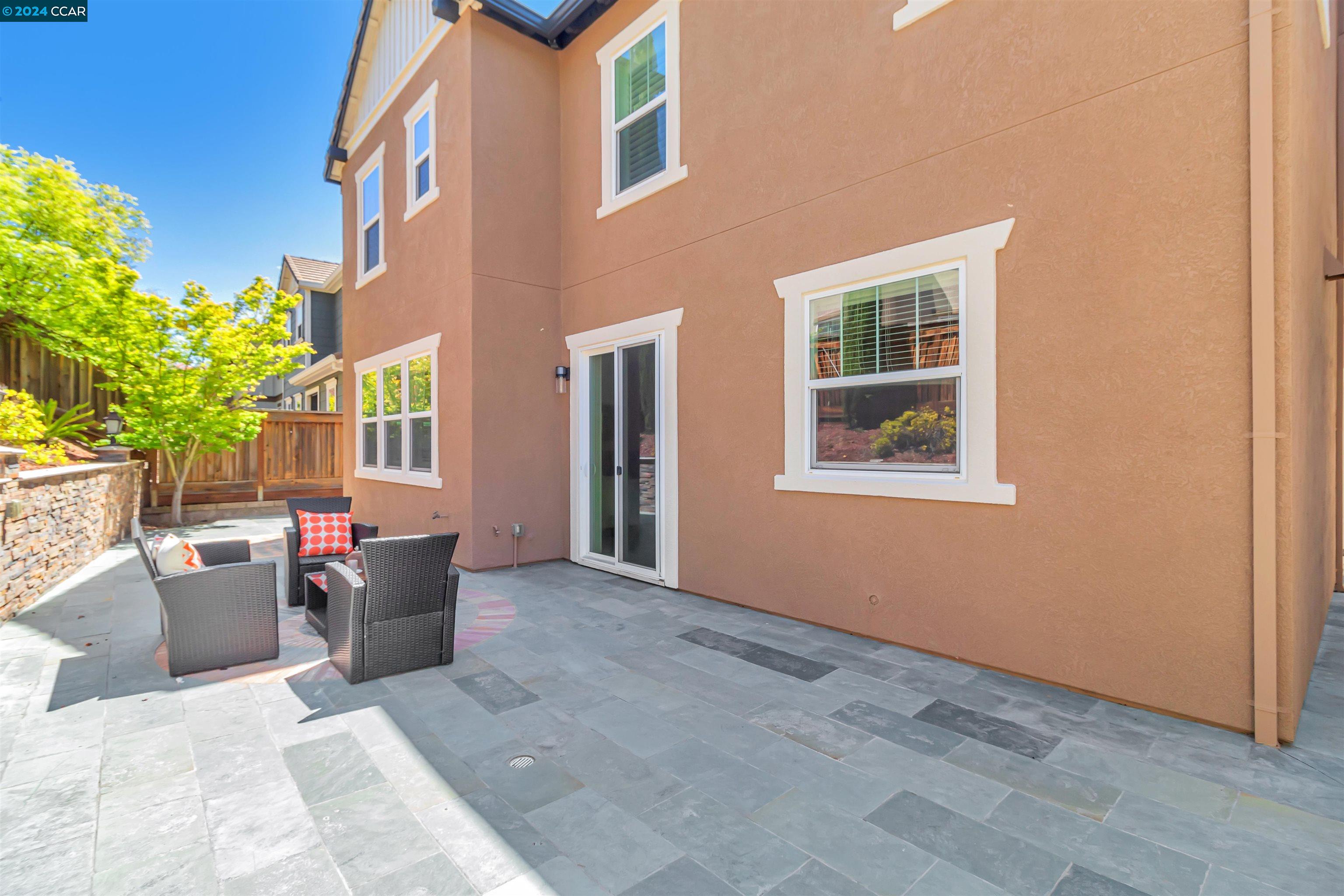Detail Gallery Image 30 of 32 For 3753 Edgecomb Ct, Dublin,  CA 94568 - 5 Beds | 3/1 Baths