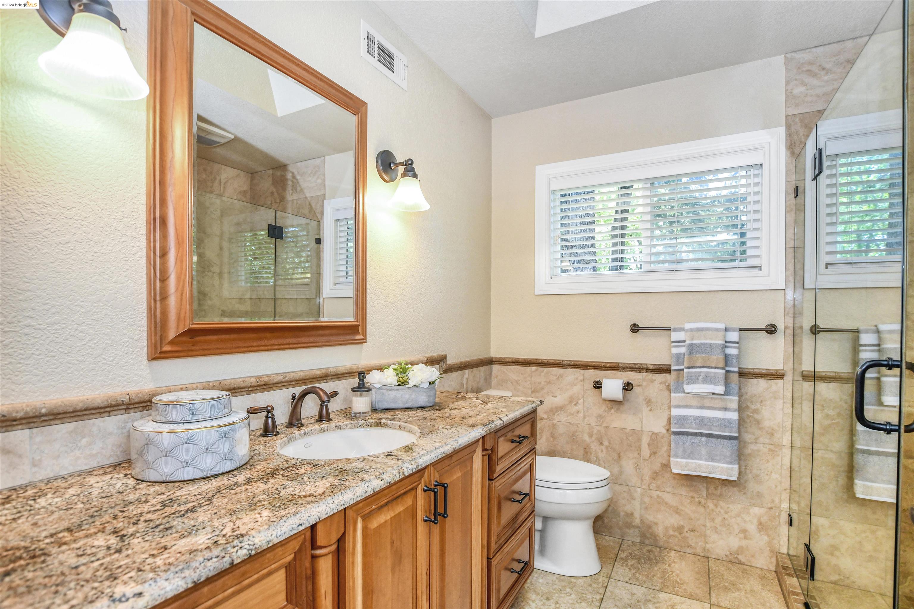 Detail Gallery Image 24 of 39 For 1121 Ridge Park Drive, Concord,  CA 94518 - 4 Beds | 2 Baths