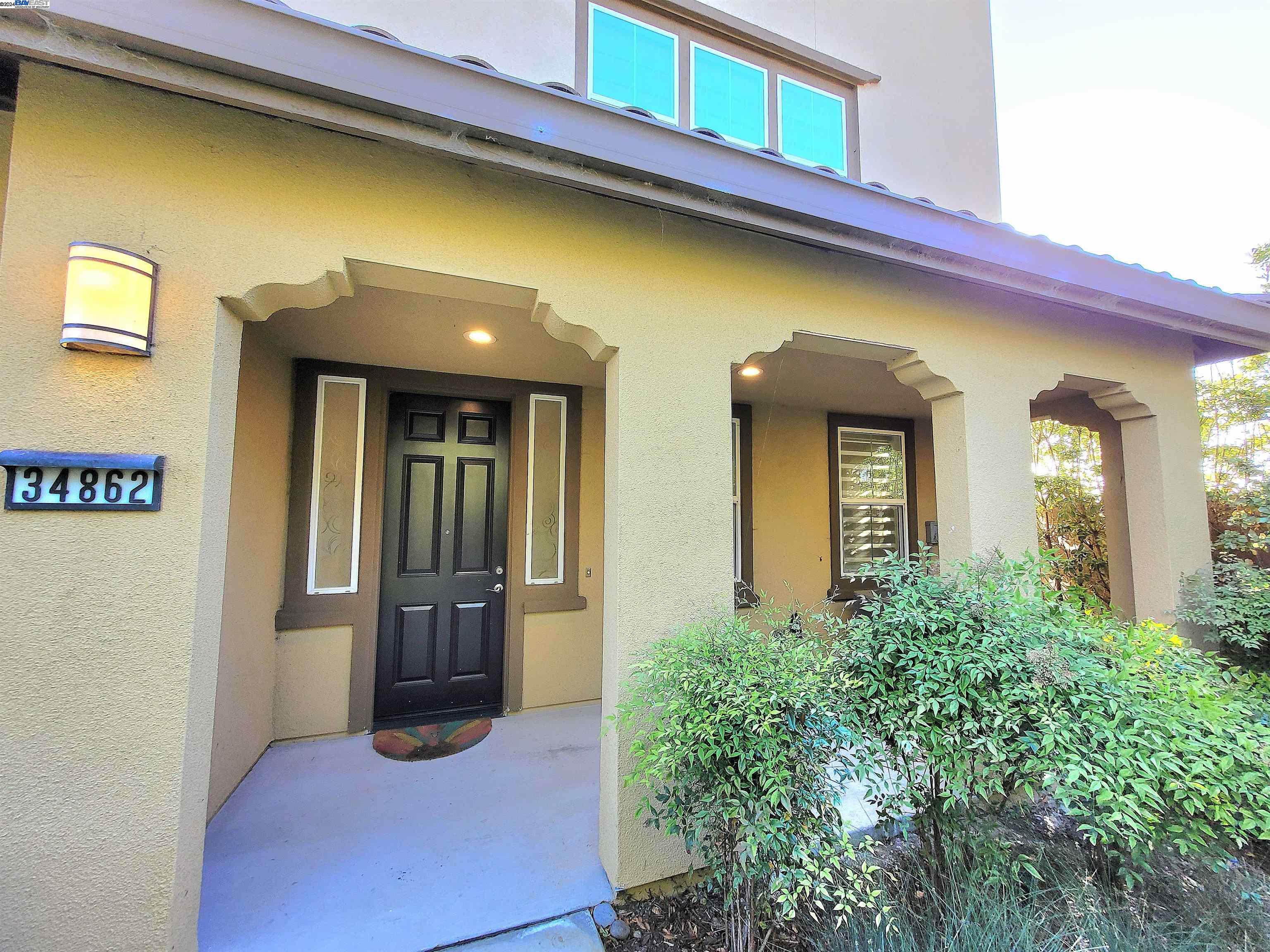 Detail Gallery Image 1 of 1 For 34862 Sanctuary Ter, Fremont,  CA 94555 - 4 Beds | 3/1 Baths