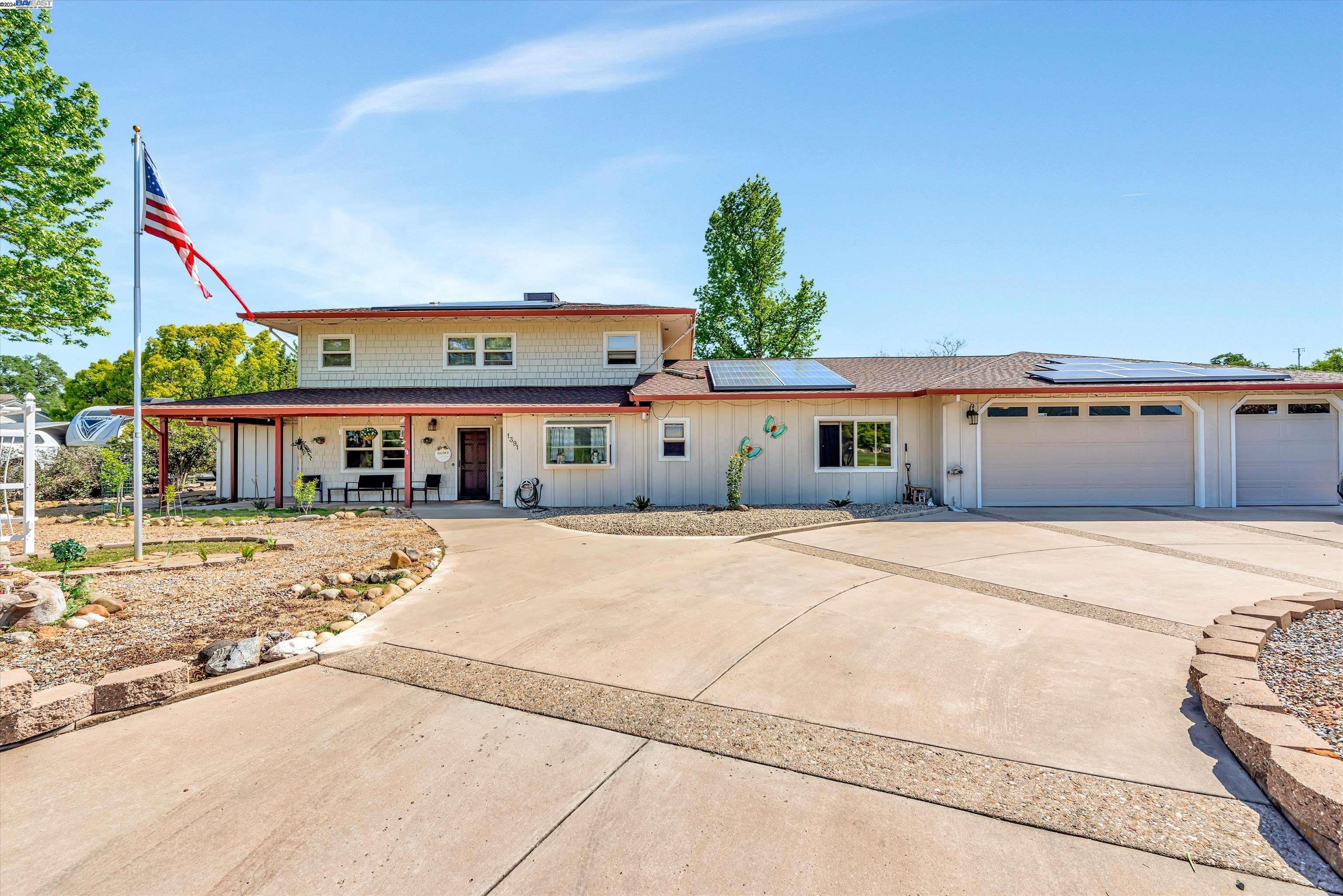 Detail Gallery Image 1 of 1 For 1391 Saddleback Dr, San Andreas,  CA 95249 - 4 Beds | 3/1 Baths